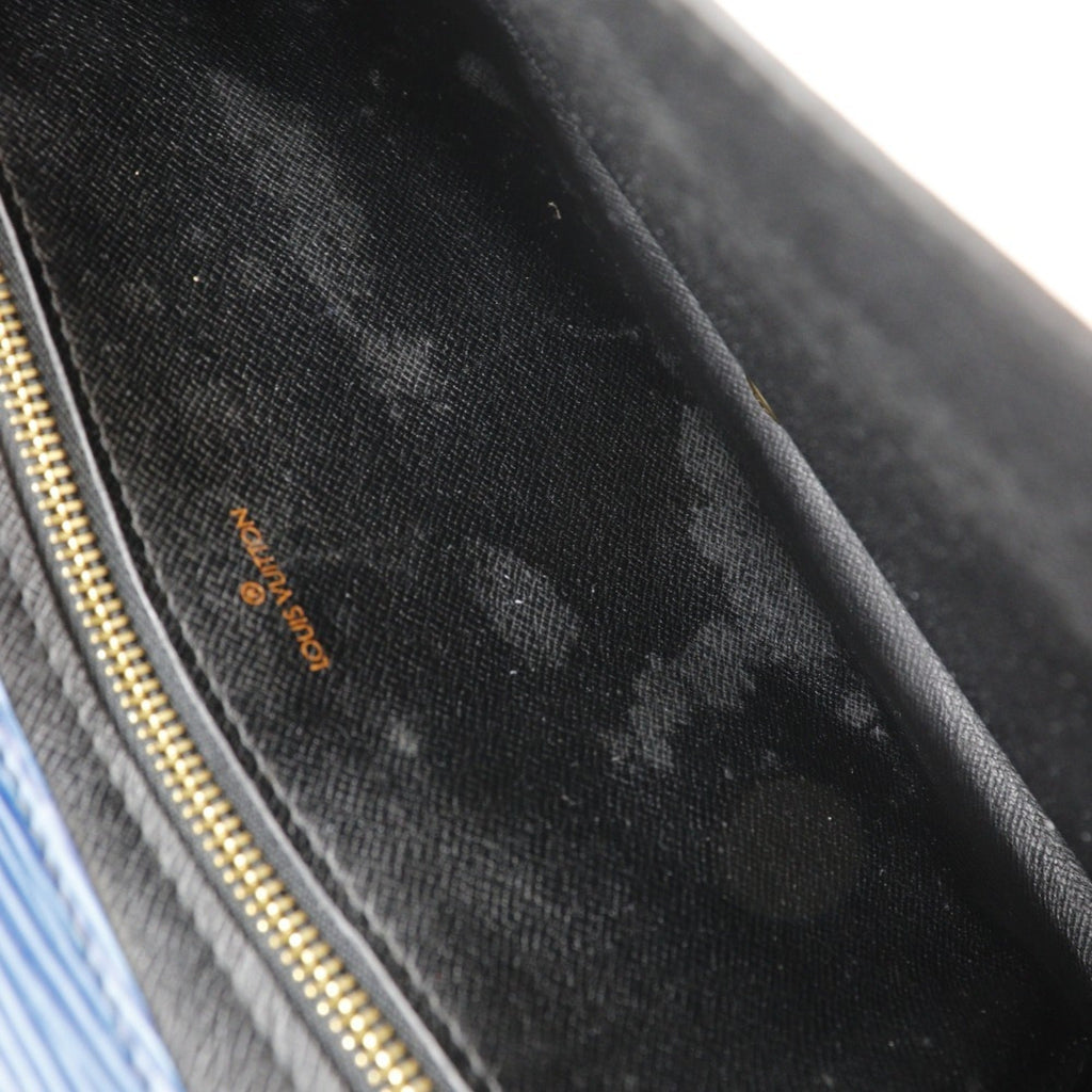 Louis Vuitton Blue Toledo Blue Epi Leather Clutch Bag (Pre-Owned)