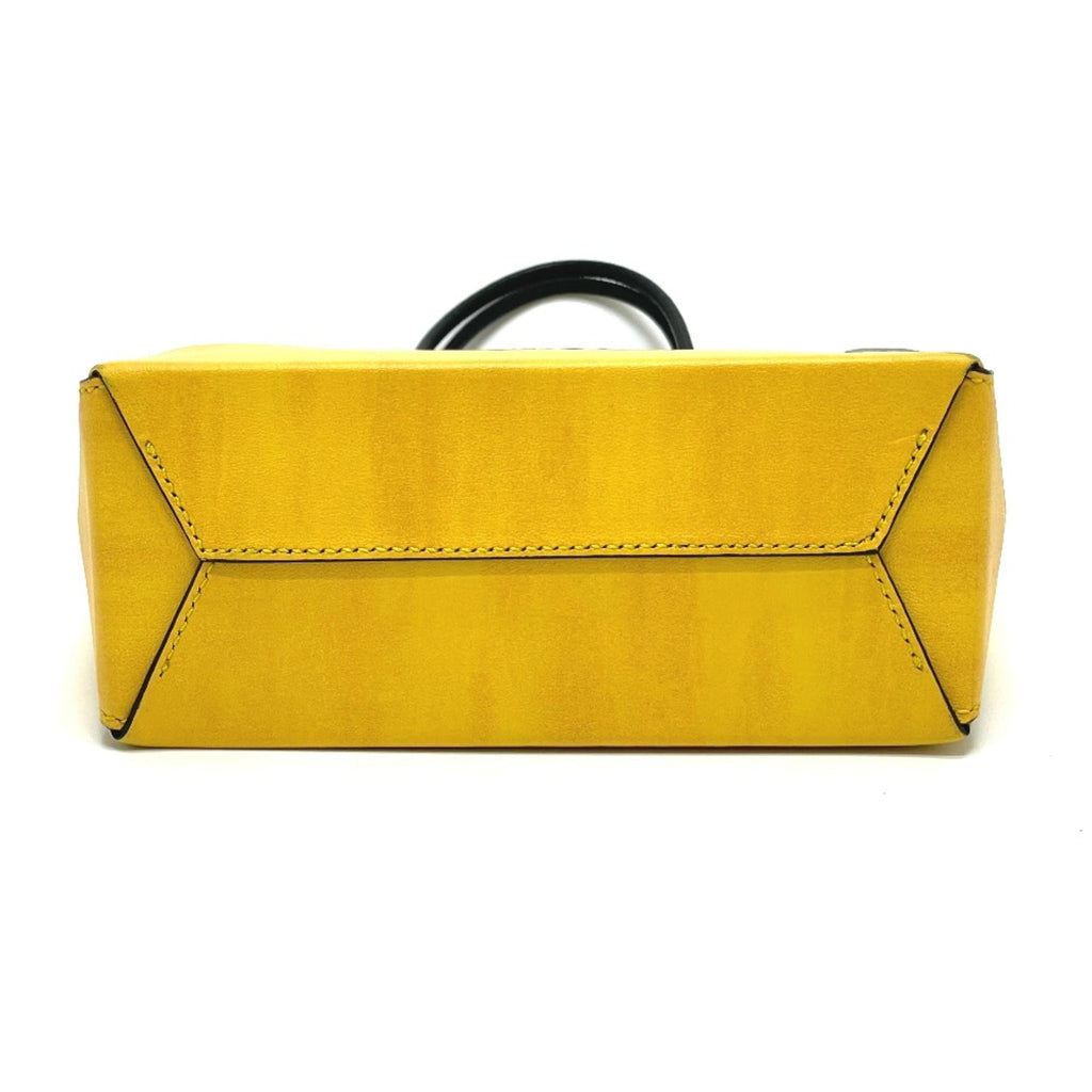 Fendi Yellow Leather Shoulder Bag (Pre-Owned)
