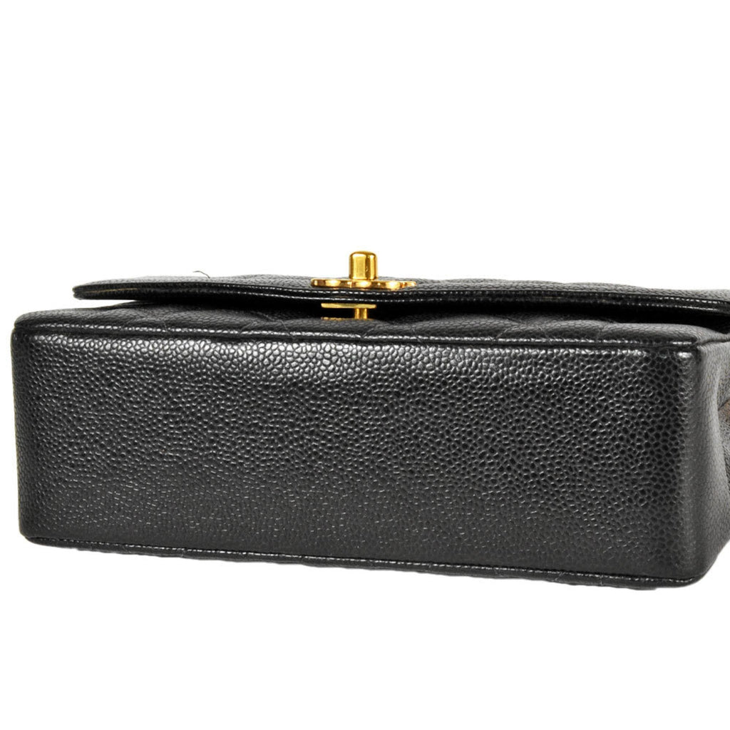 Chanel Black Grained Calfskin Shoulder Bag (Pre-Owned)