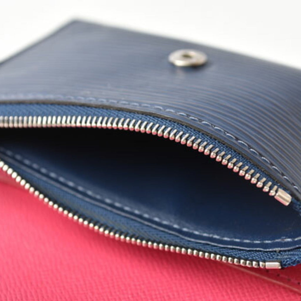 Louis Vuitton Epi Blue Epi Leather Wallet (Tri-Fold) (Pre-Owned)