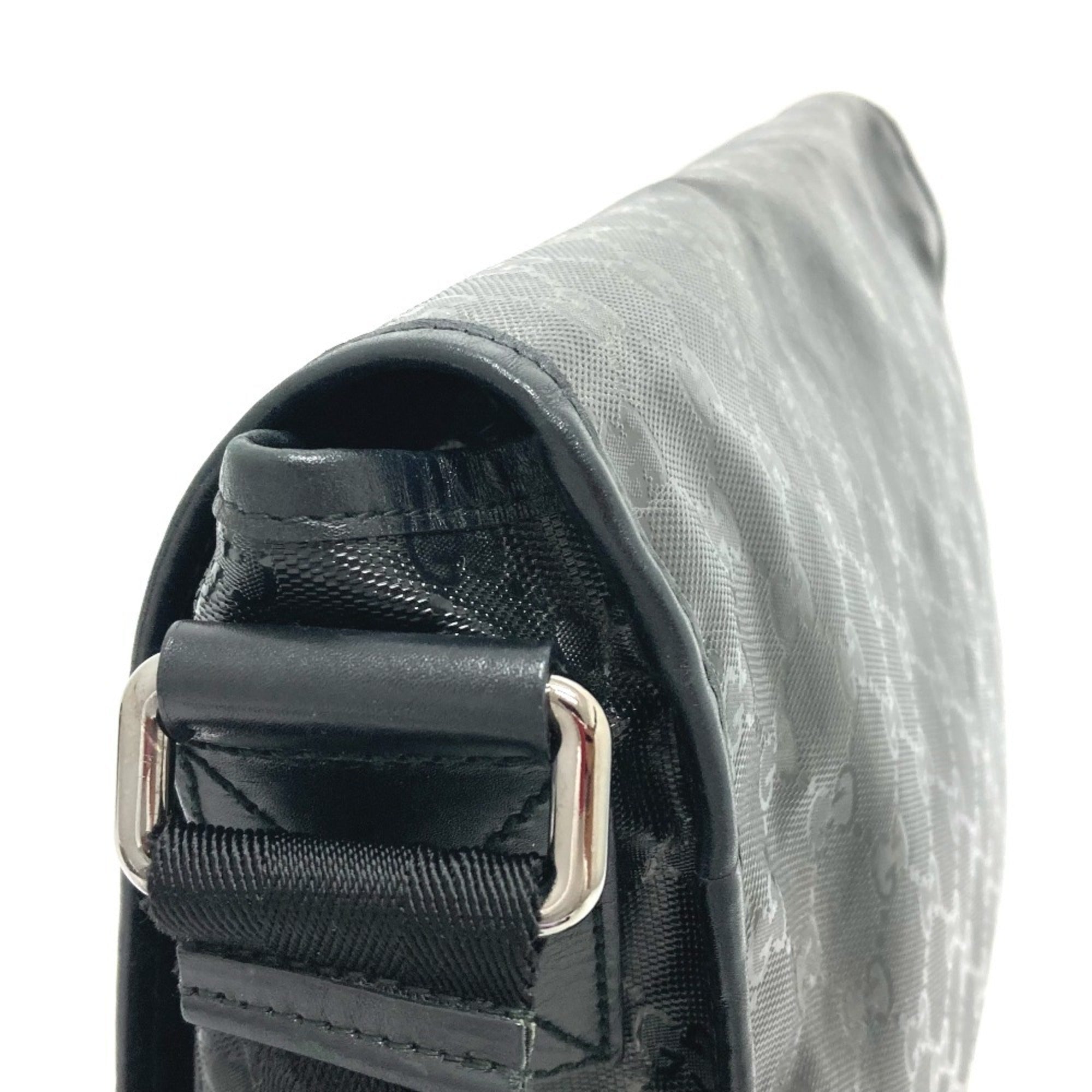Gucci Black Gg Imprimé Messenger Bag Shoulder Bag (Pre-Owned)