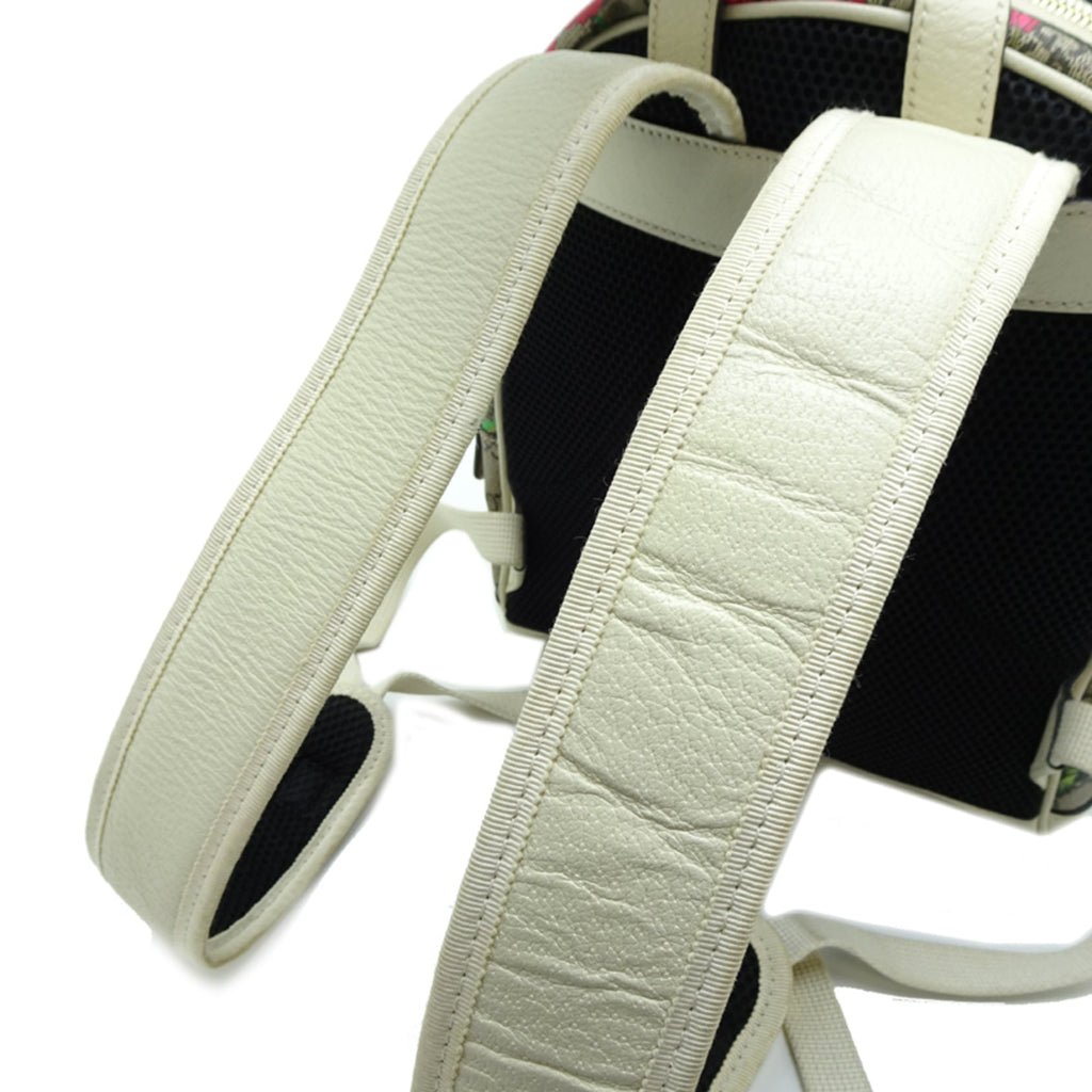Gucci Beige White Gg Supreme Leather Backpack (Pre-Owned)