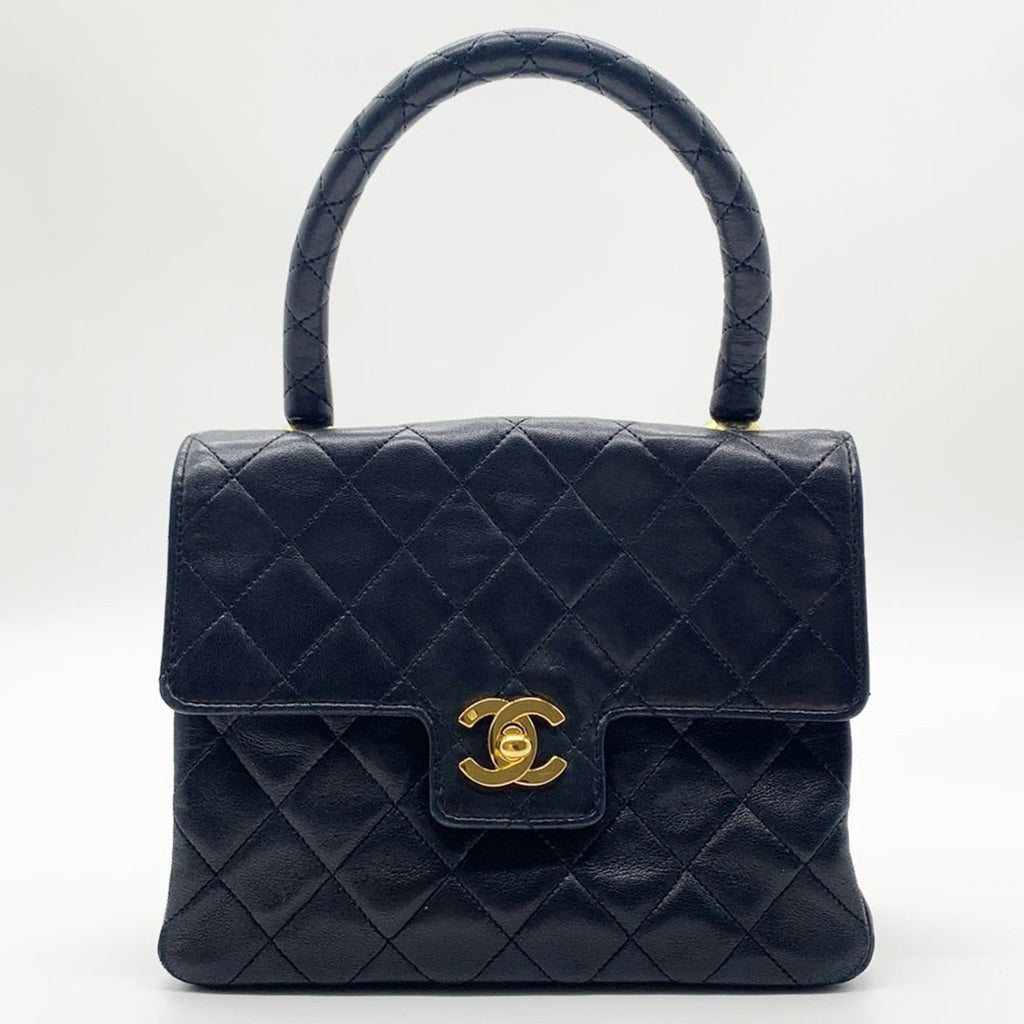 Chanel Black Leather Handbag (Pre-Owned)