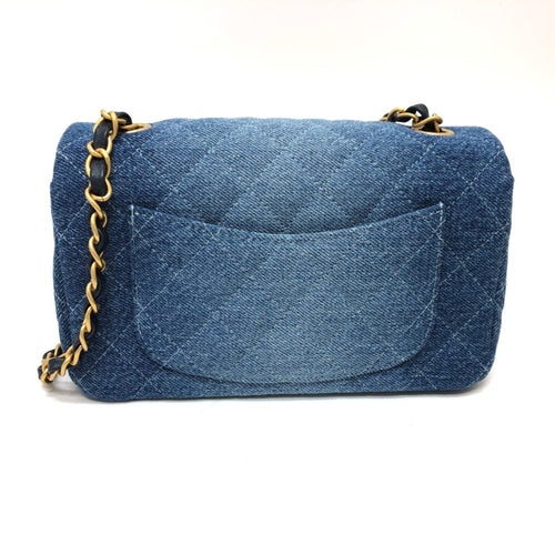 Chanel Matelasse Blue Denim Shoulder Bag (Pre-Owned)