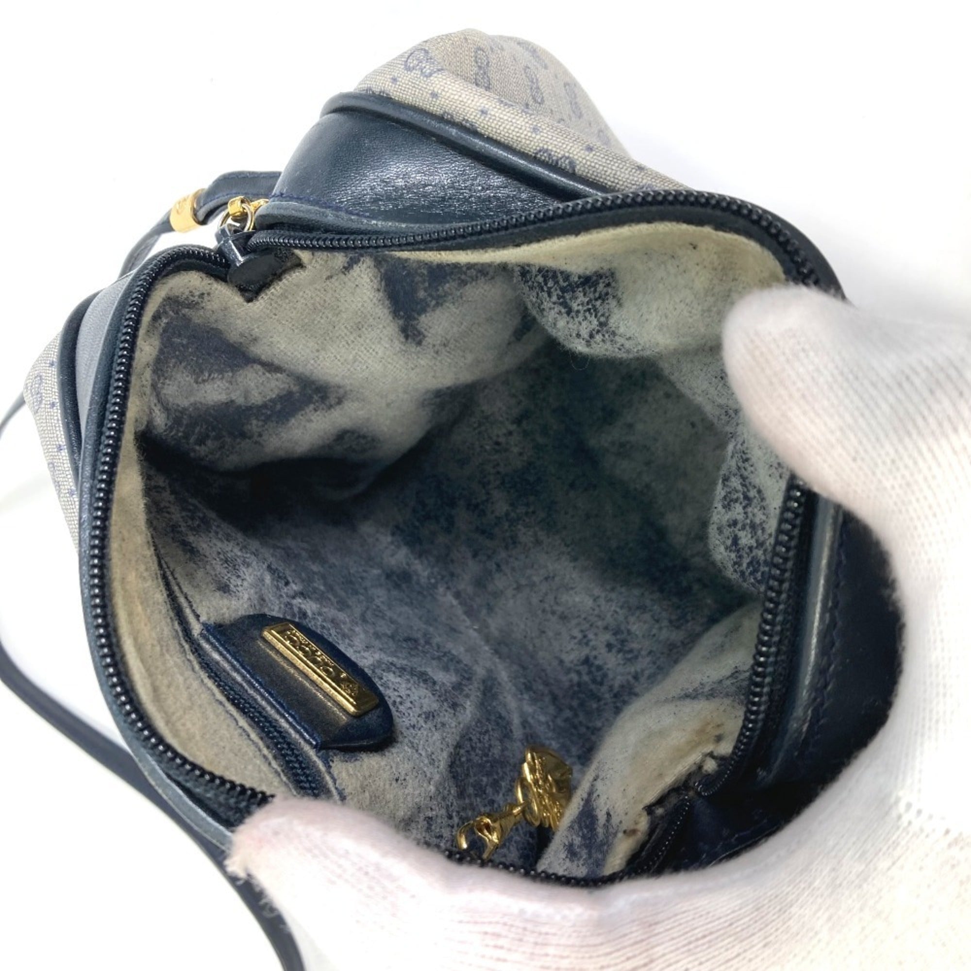 Gucci Navy Pvc Leather Pochette Shoulder Bag (Pre-Owned)
