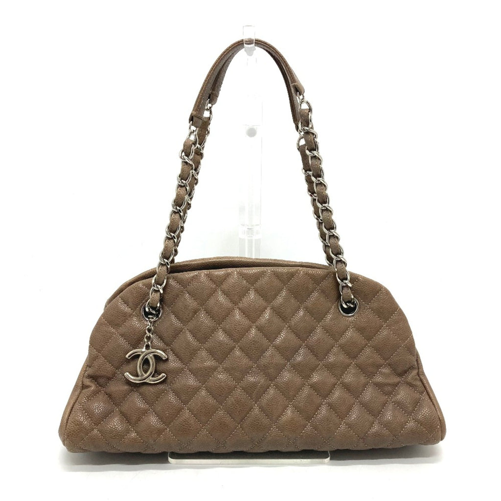 Chanel Brown Leather Shoulder Bag (Pre-Owned)