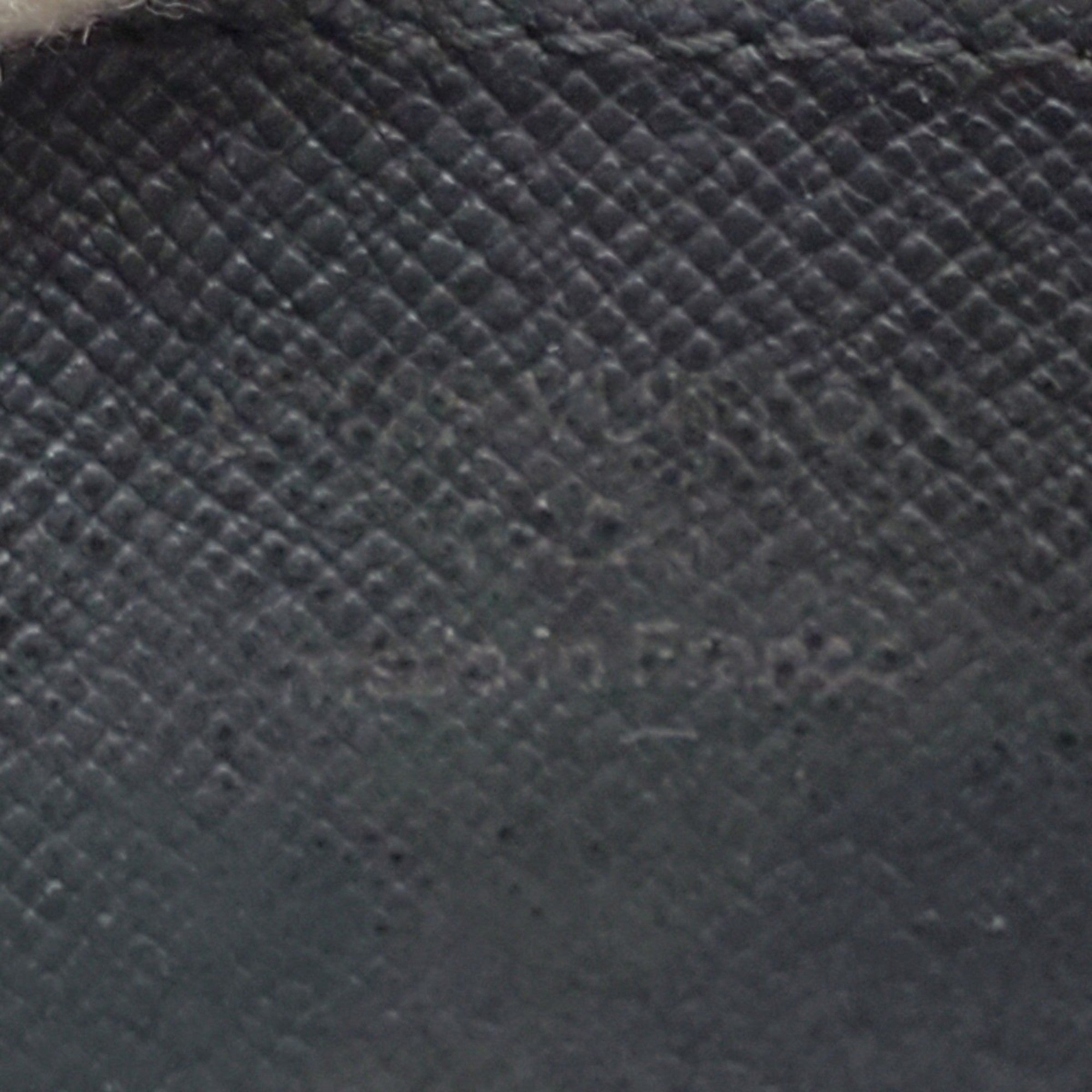 Louis Vuitton Taiga Black Taiga Leather Coin Purse/Coin Case (Pre-Owned)