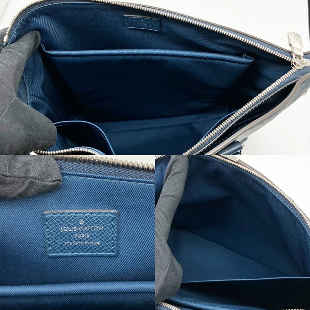 Louis Vuitton Taiga Taiga Leather Handbag Tote Bag (Pre-Owned)