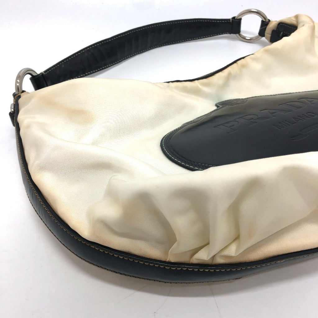 Prada White Cloth Shoulder Bag (Pre-Owned)