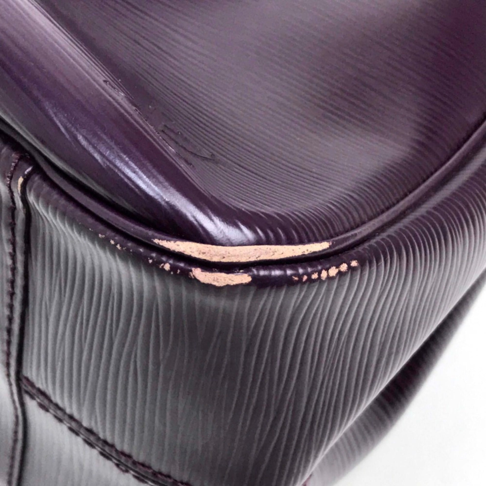 Louis Vuitton Brown Leather Handbag (Pre-Owned)