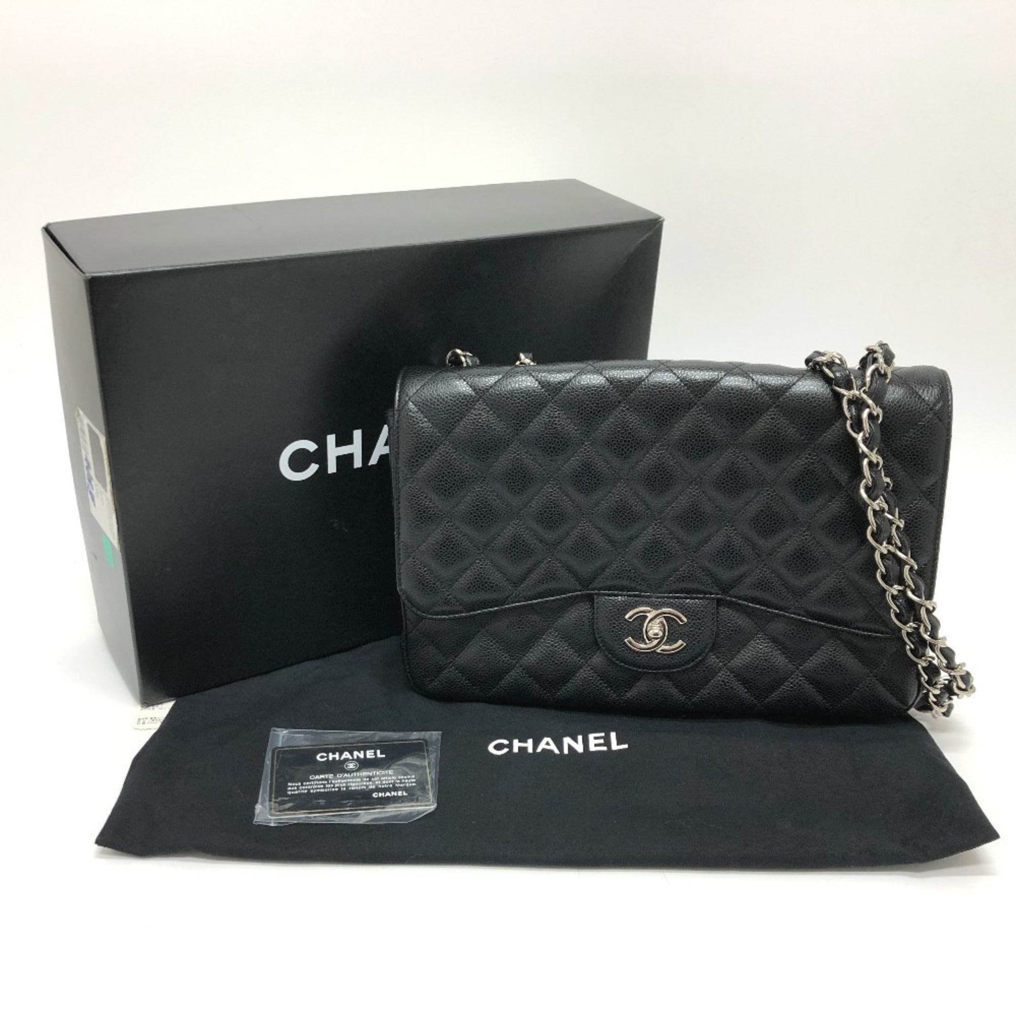 Chanel Black Grained Calfskin Shoulder Bag (Pre-Owned)