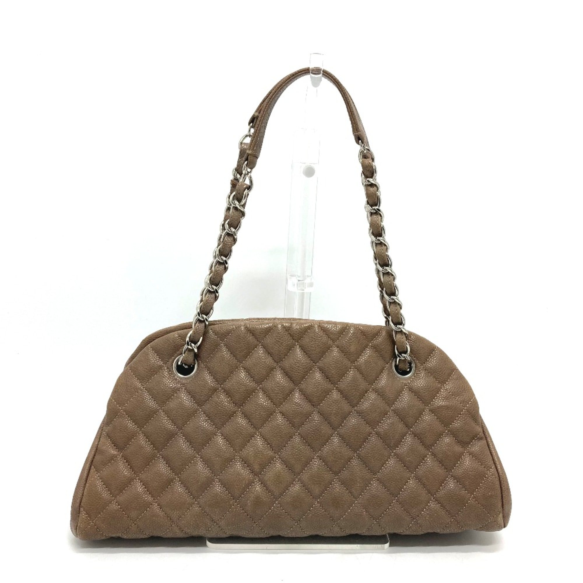 Chanel Brown Leather Shoulder Bag (Pre-Owned)