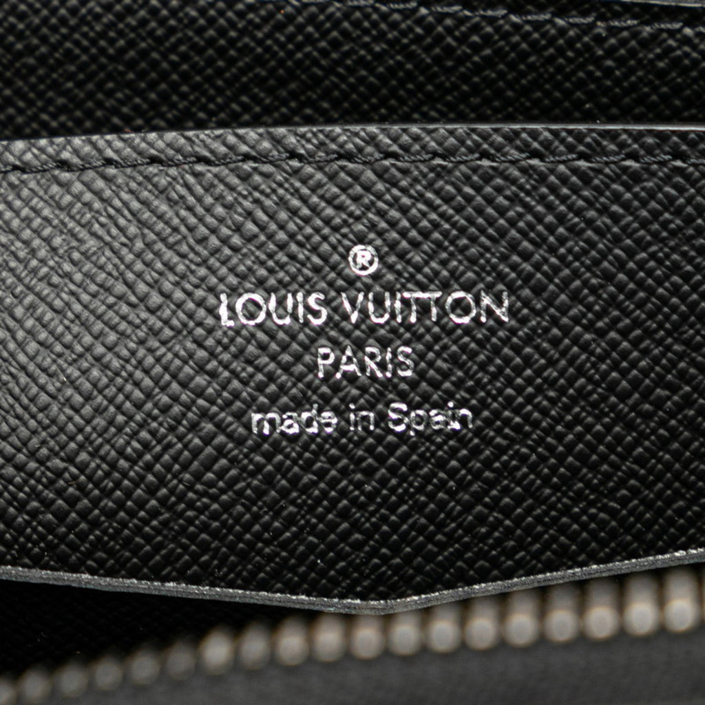 Louis Vuitton Black Pvc Leather Long Wallet (Bi-Fold) (Pre-Owned)