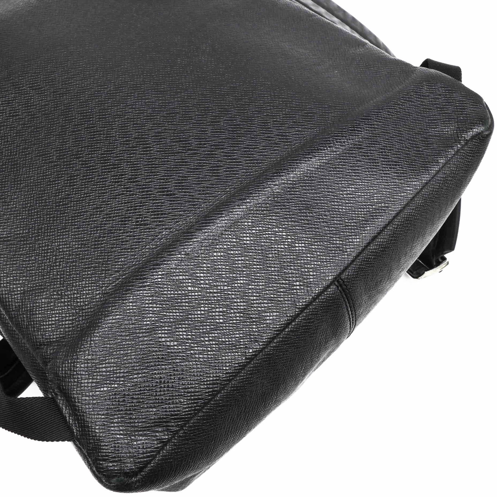 Louis Vuitton Taiga Black Taiga Leather Backpack (Pre-Owned)
