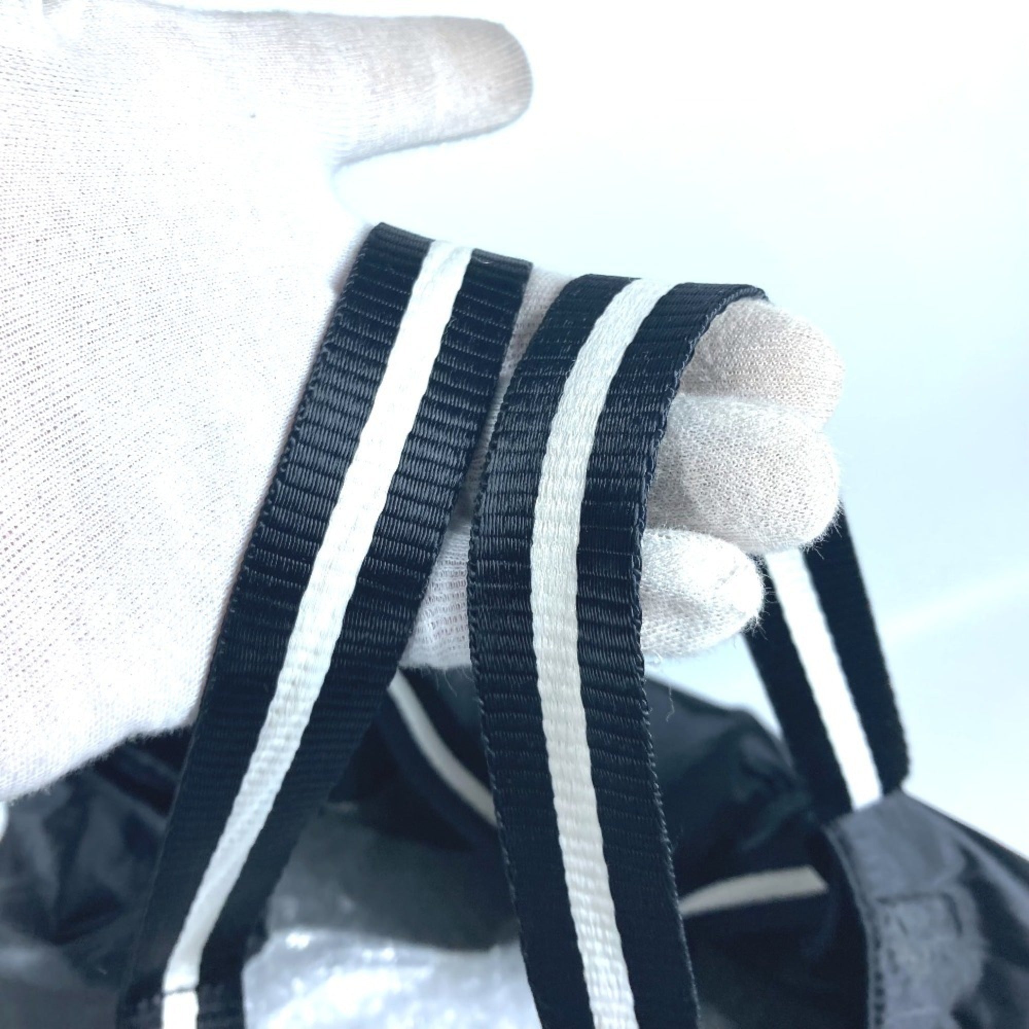 Chanel Black White Nylon Shoulder Bag (Pre-Owned)