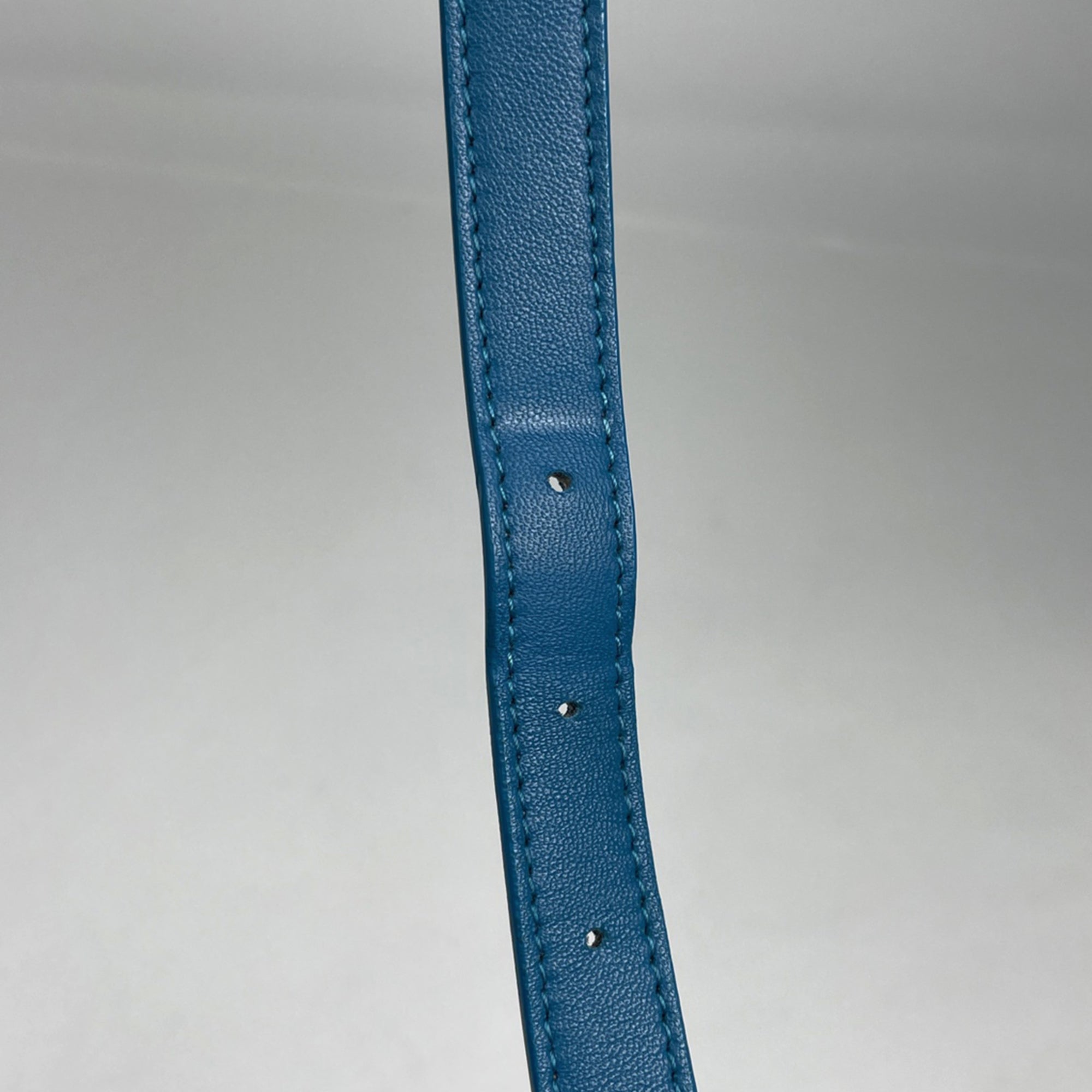 Bottega Veneta Blue Leather Shoulder Bag (Pre-Owned)