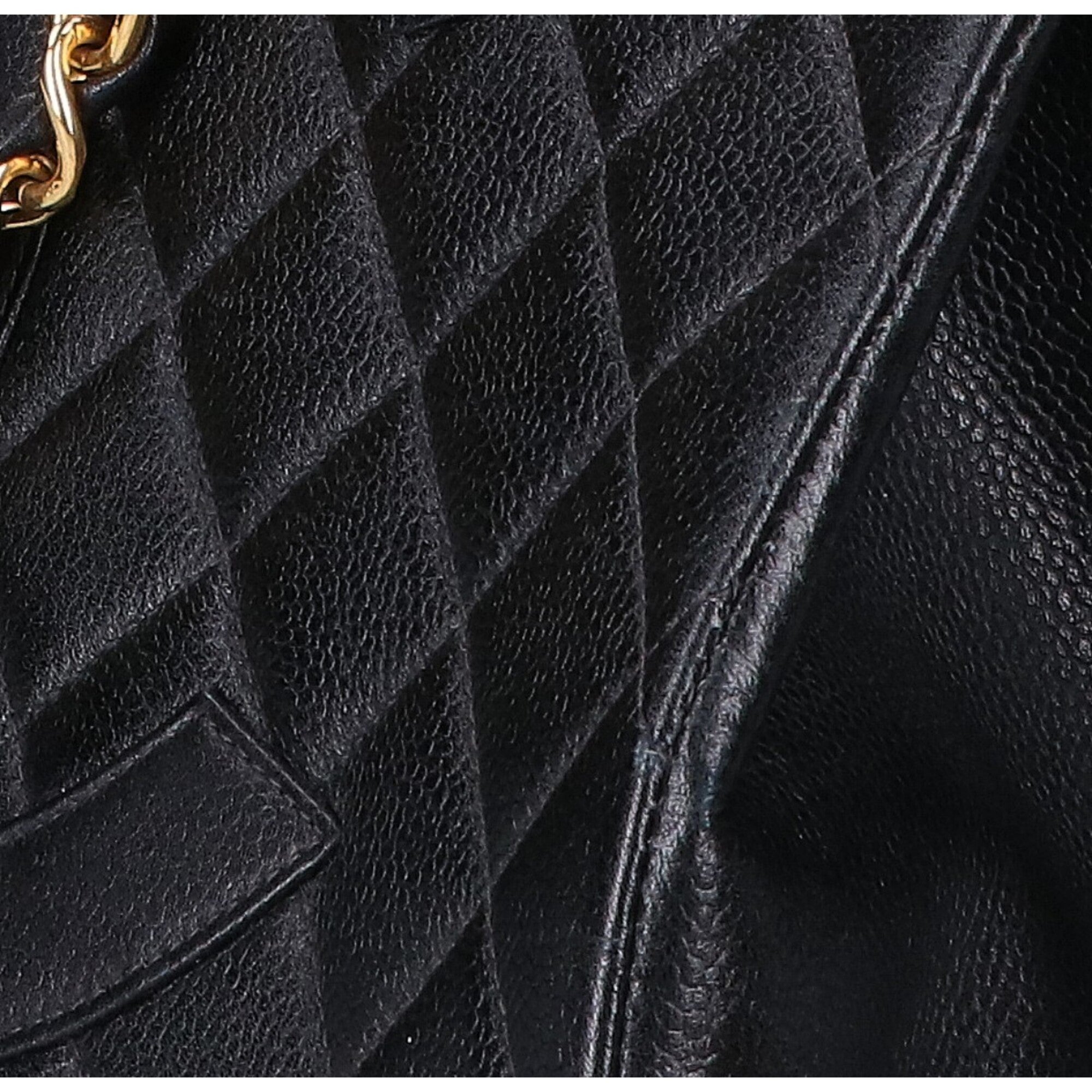 Chanel Black Grained Calfskin Handbag Tote Bag (Pre-Owned)