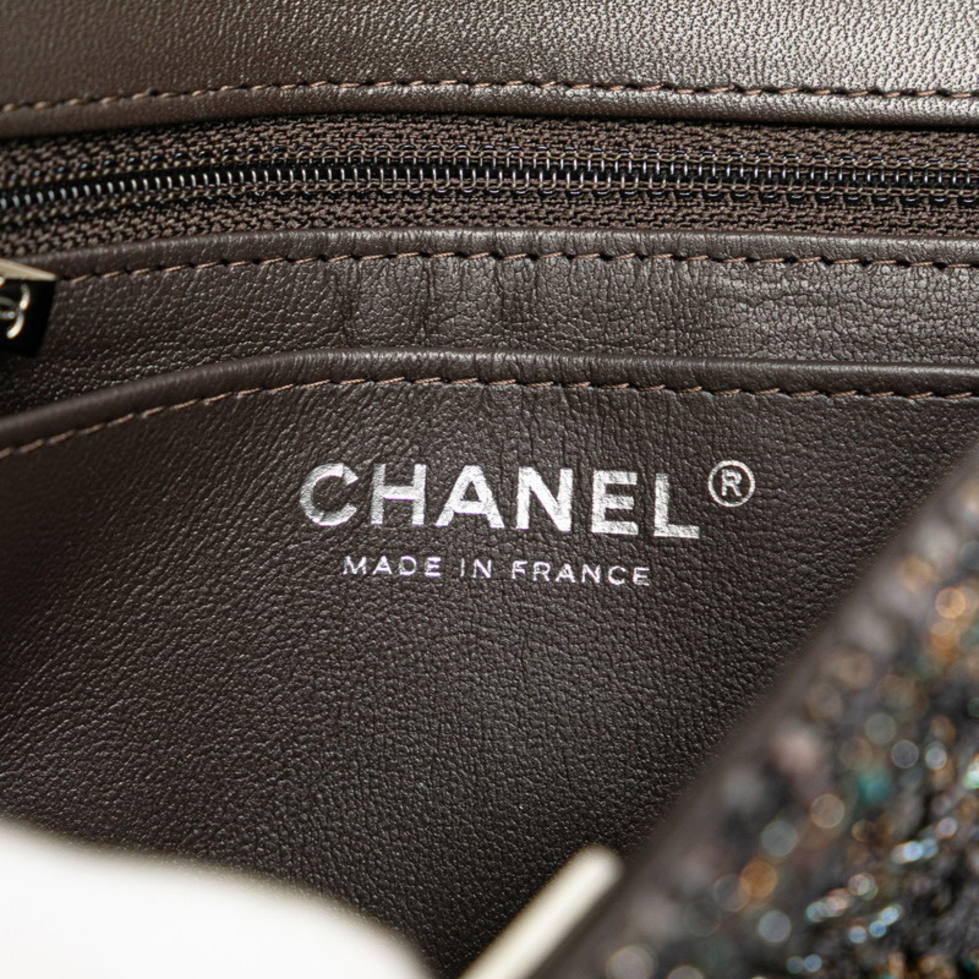 Chanel Gray Tweed Leather Shoulder Bag (Pre-Owned)