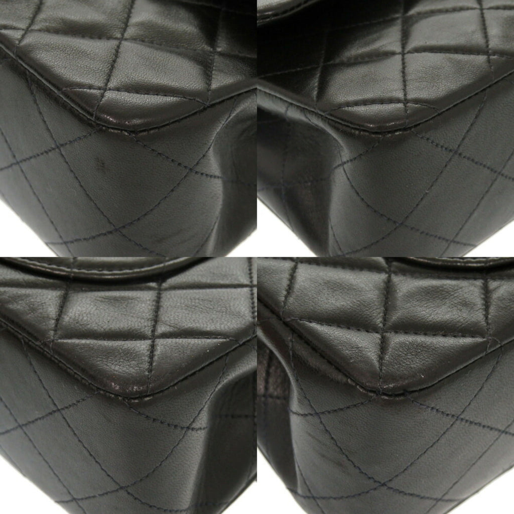 Chanel Black Leather Shoulder Bag (Pre-Owned)