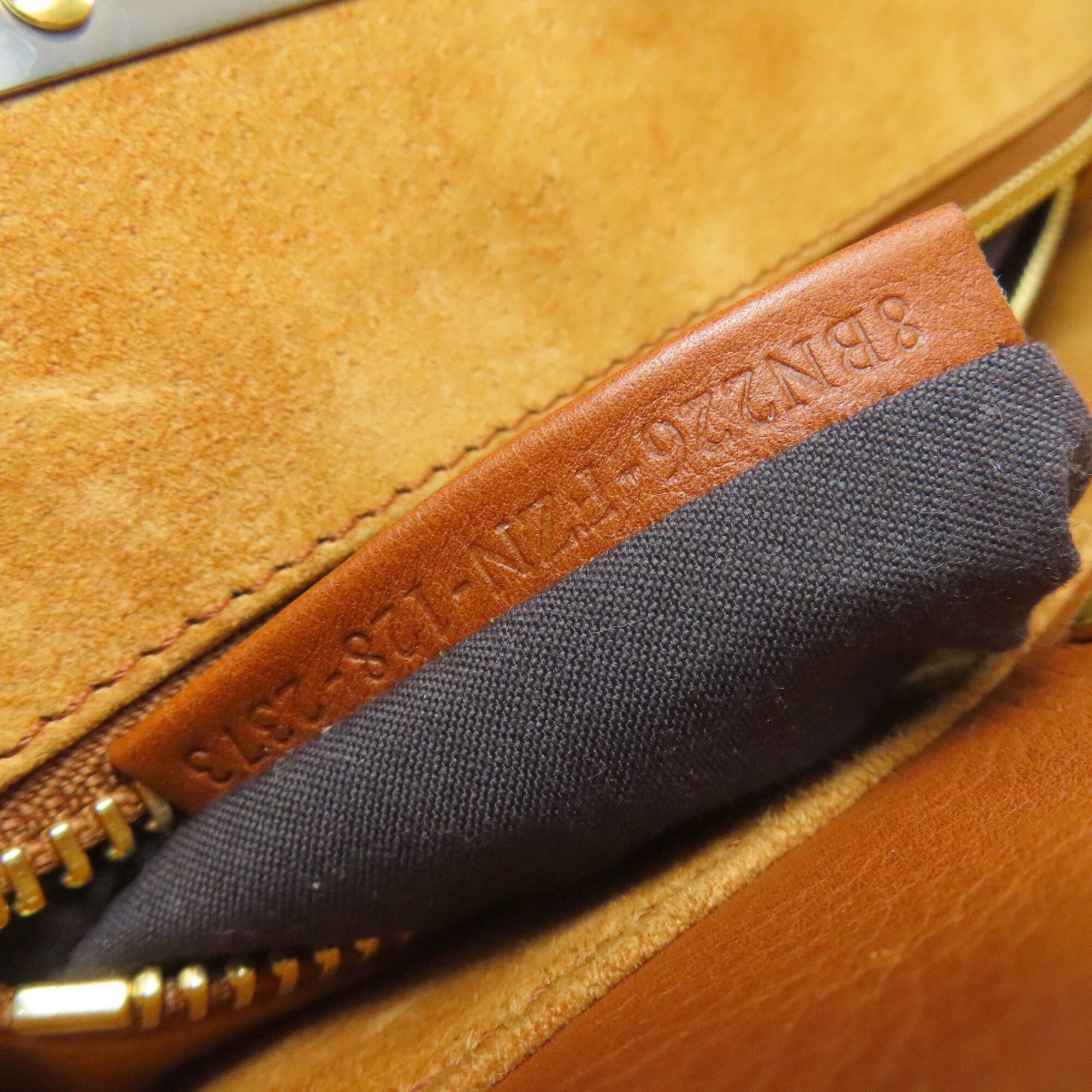 Fendi Brown Leather Handbag (Pre-Owned)