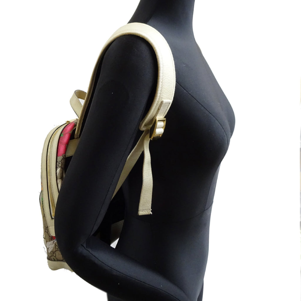 Gucci Beige White Gg Supreme Leather Backpack (Pre-Owned)
