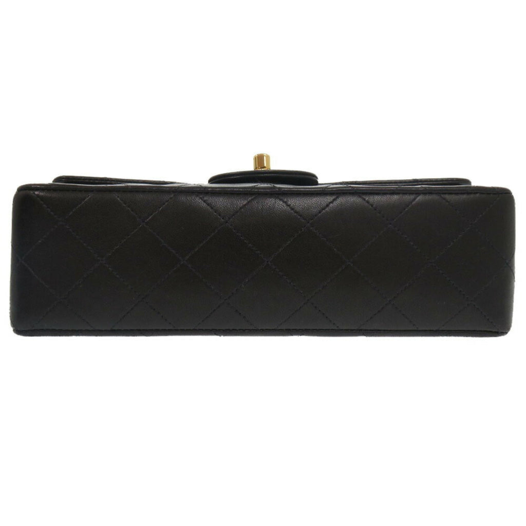 Chanel Black Leather Shoulder Bag (Pre-Owned)