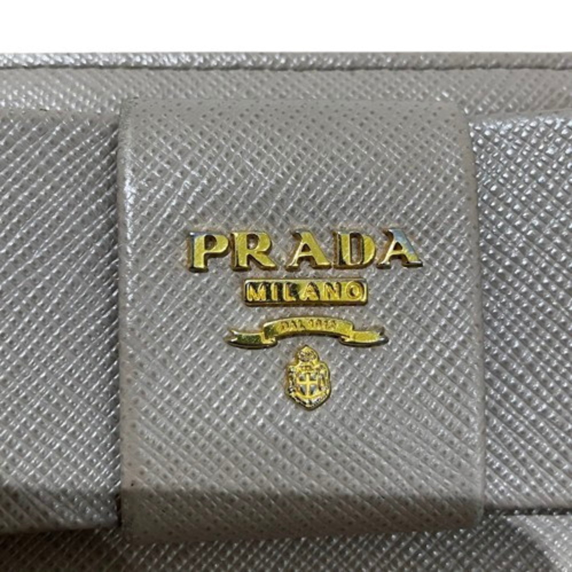 Prada Pink Beige Leather Long Wallet (Bi-Fold) (Pre-Owned)