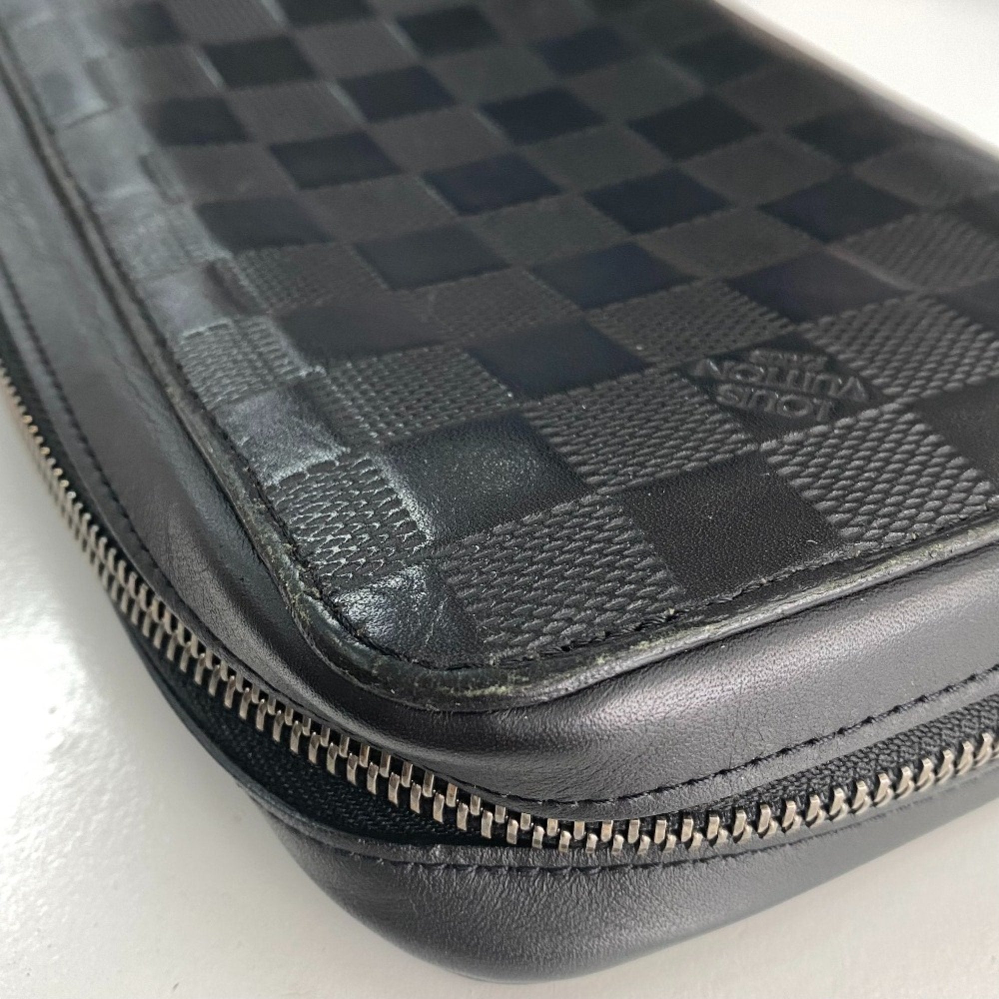 Louis Vuitton Black Other Long Wallet (Bi-Fold) (Pre-Owned)