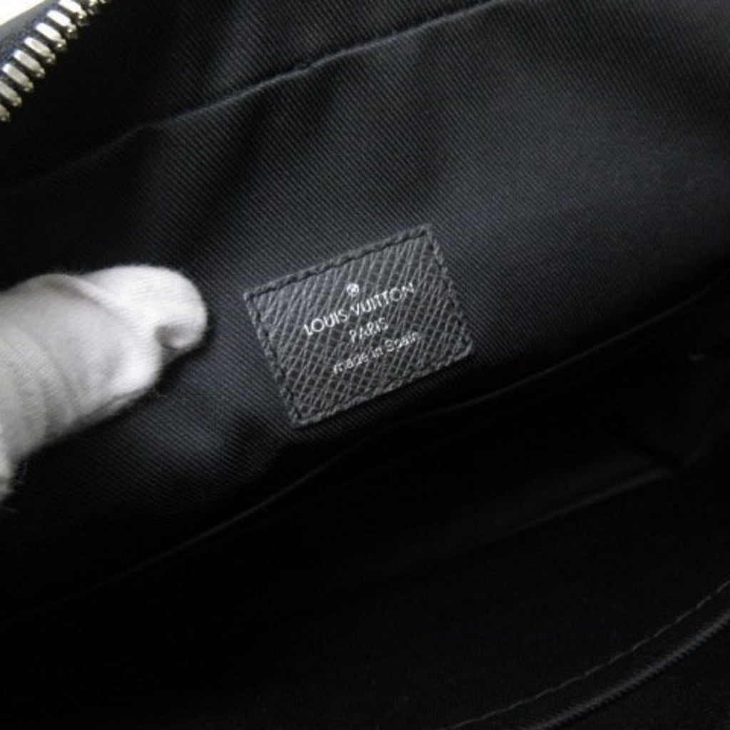 Louis Vuitton Ardoise Taiga Leather Messenger Bag Shoulder Bag (Pre-Owned)