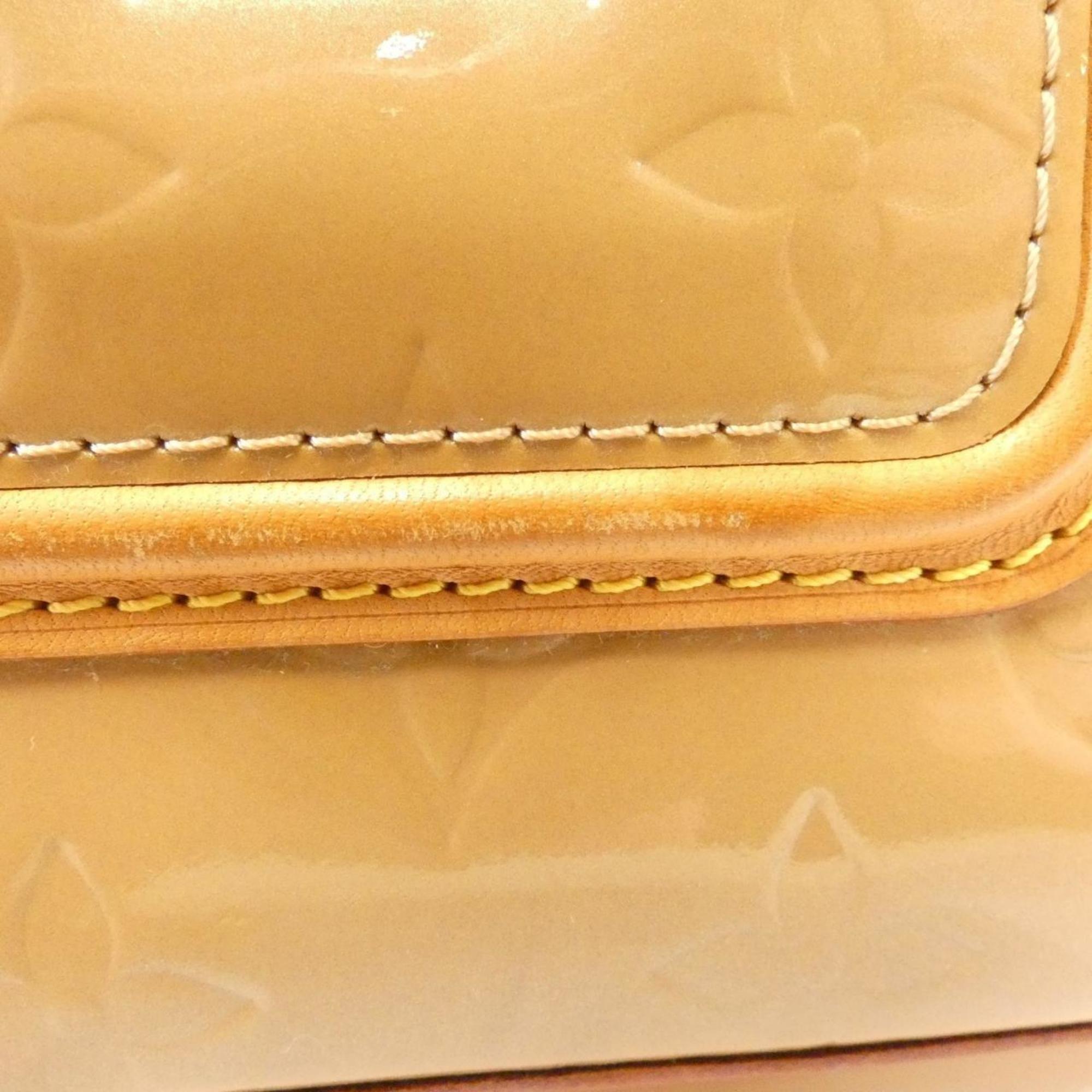 Louis Vuitton Gold Pouch (Pre-Owned)