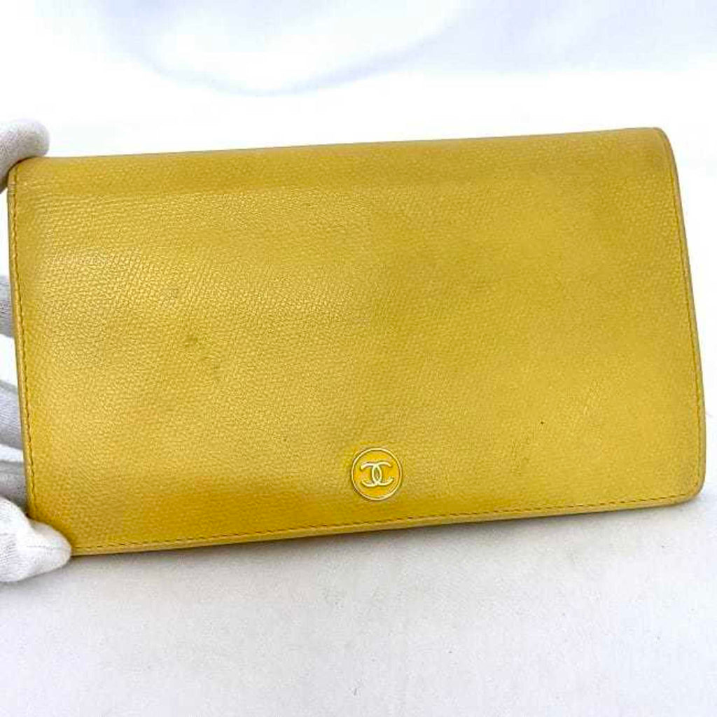Chanel Yellow Leather Long Wallet (Bi-Fold) (Pre-Owned)