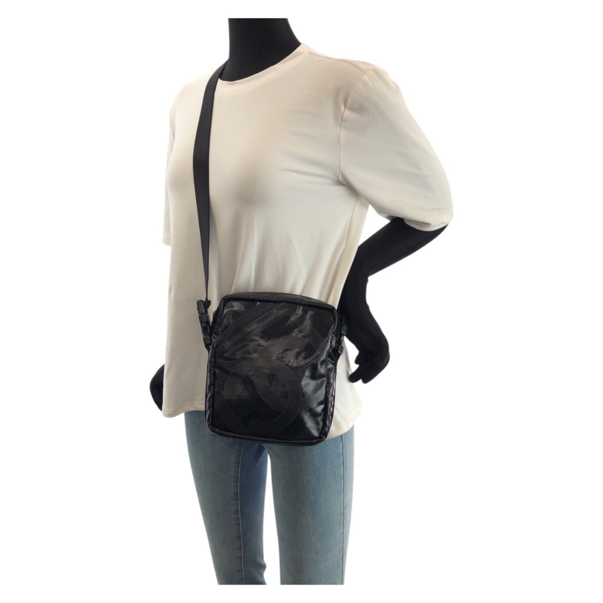 Chanel Black Coated Canvas Shoulder Bag (Pre-Owned)