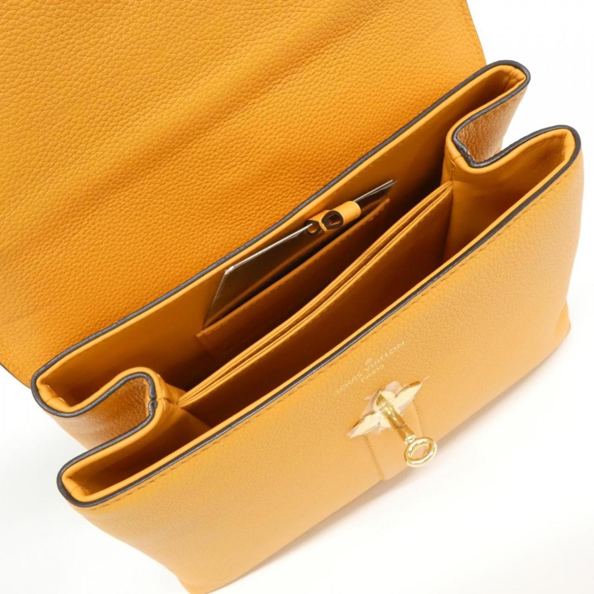 Louis Vuitton Gold Leather Handbag (Pre-Owned)