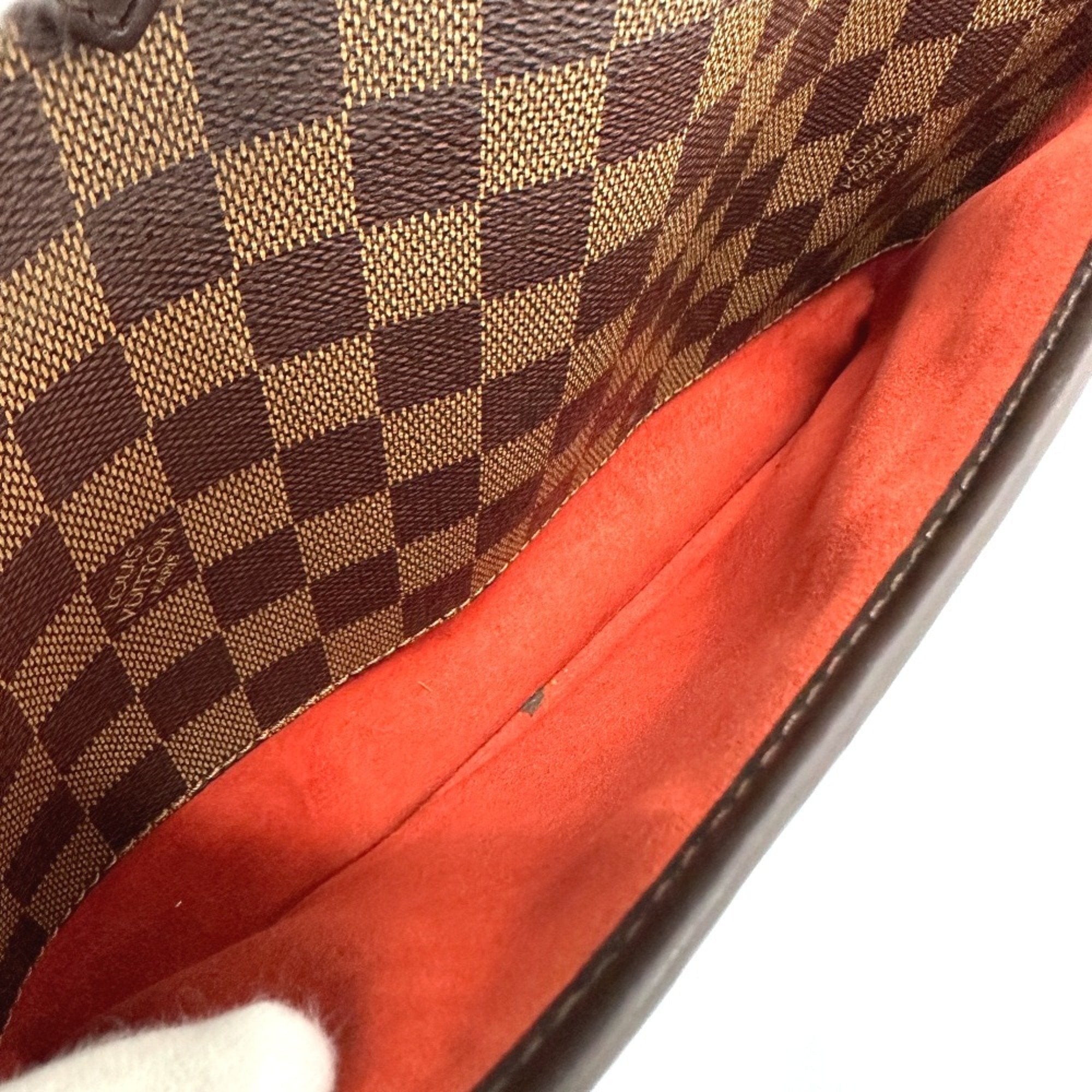 Louis Vuitton Brown Other Handbag (Pre-Owned)