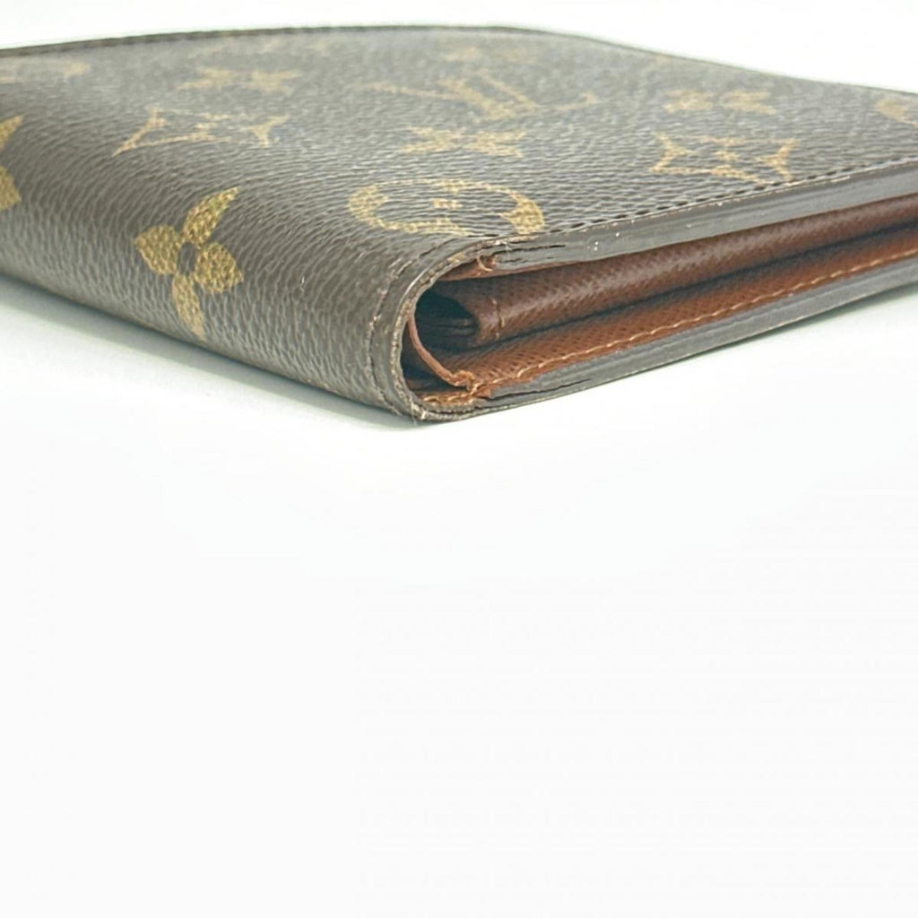 Louis Vuitton Brown Monogram Monogram Wallet (Bi-Fold) (Pre-Owned)