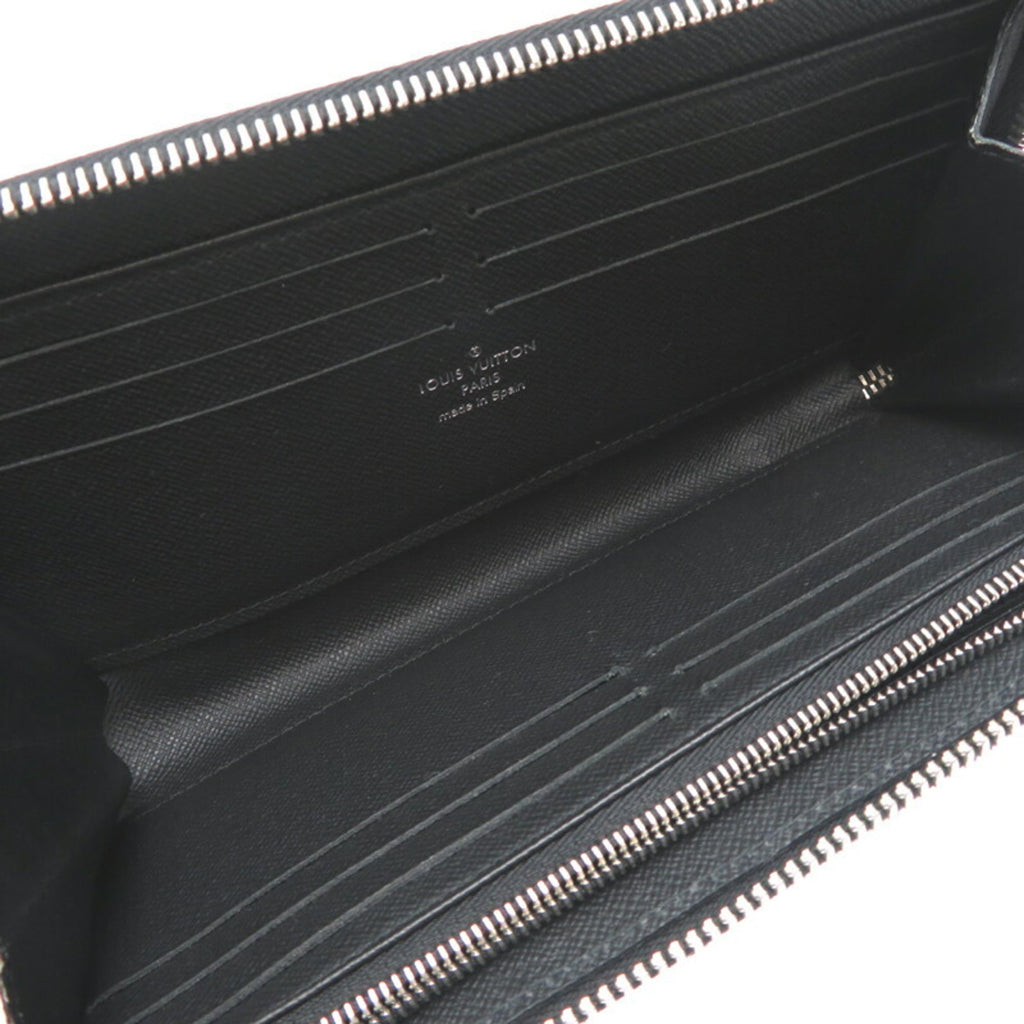 Louis Vuitton Black Taiga Leather Wallet (Bi-Fold) (Pre-Owned)
