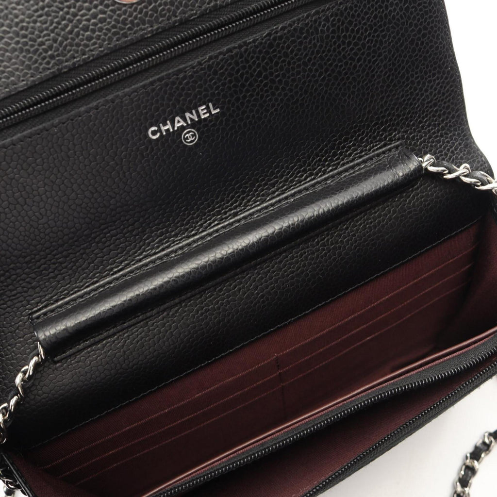 Chanel Black Grained Calfskin Handbag Shoulder Bag (Pre-Owned)