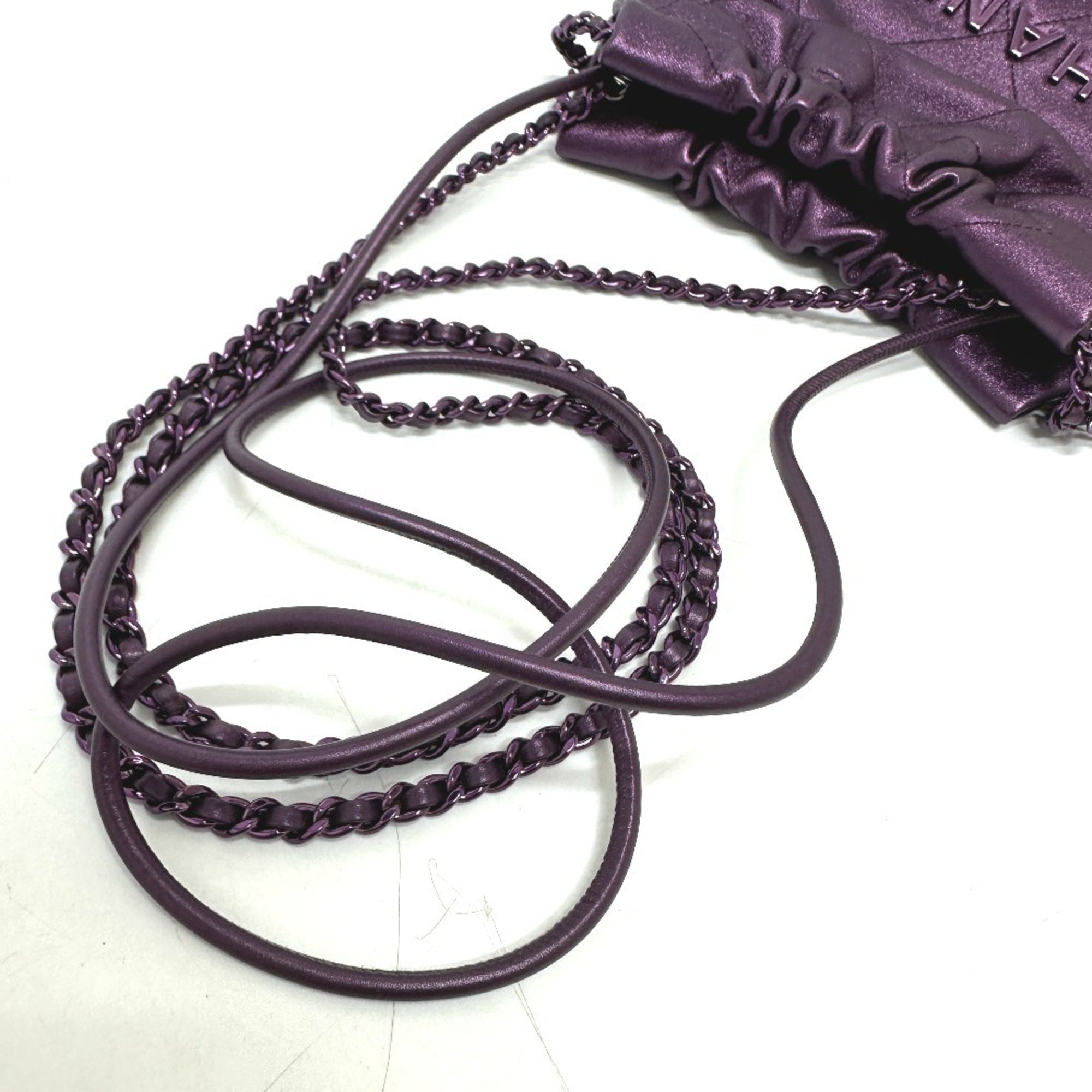 Chanel Purple Leather Shoulder Bag (Pre-Owned)
