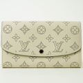 Louis Vuitton Cream Lv Off White Leather Long Wallet (Bi-Fold) (Pre-Owned)