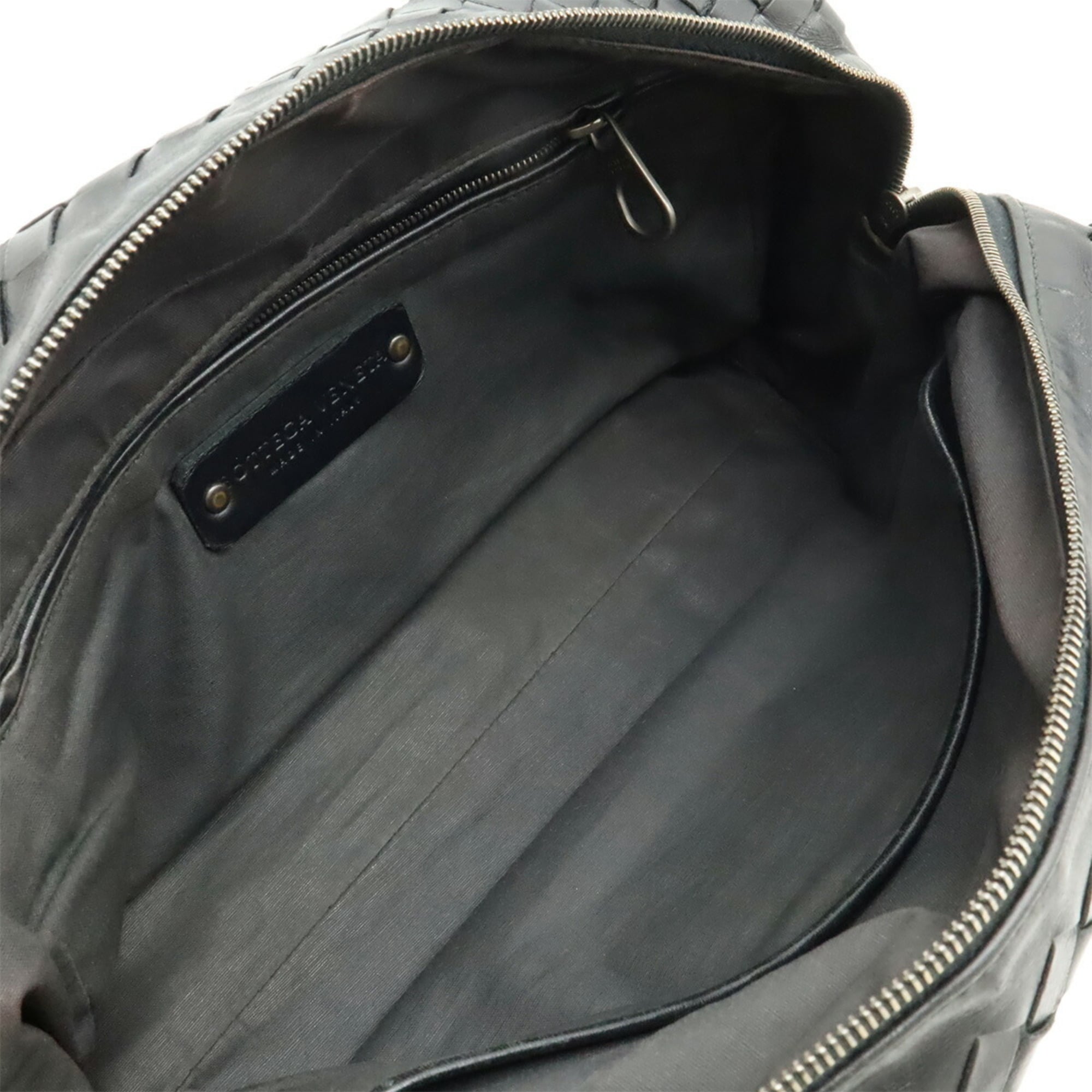 Bottega Veneta Intrecciato Black Leather Clutch Bag (Pre-Owned)