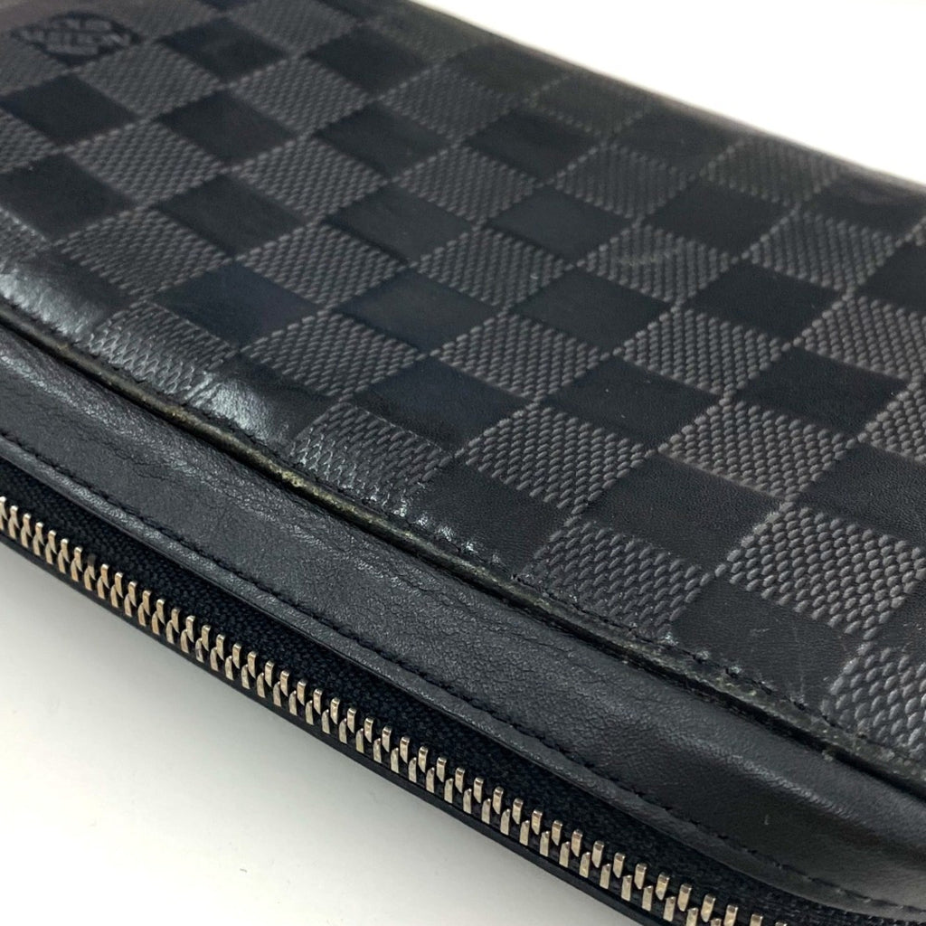 Louis Vuitton Black Other Long Wallet (Bi-Fold) (Pre-Owned)