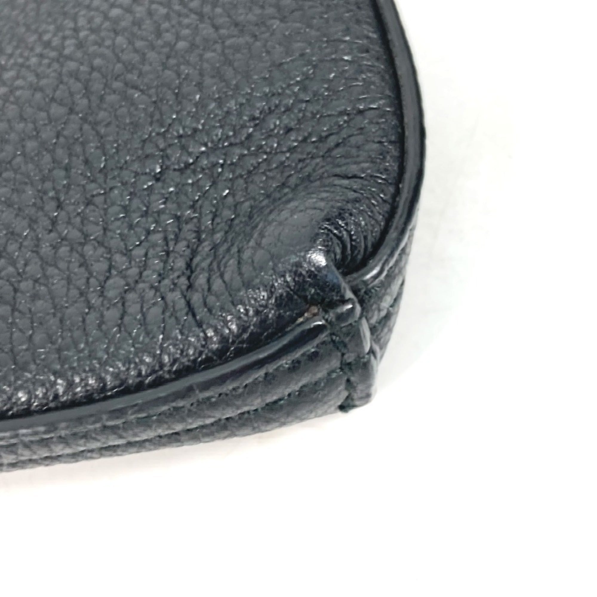 Gucci Black Leather Clutch Bag Pouch (Pre-Owned)
