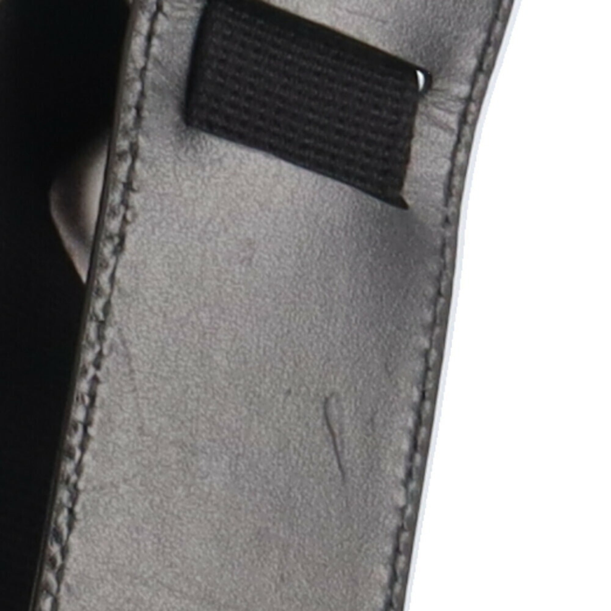 Gucci Black Leather Shoulder Bag (Pre-Owned)