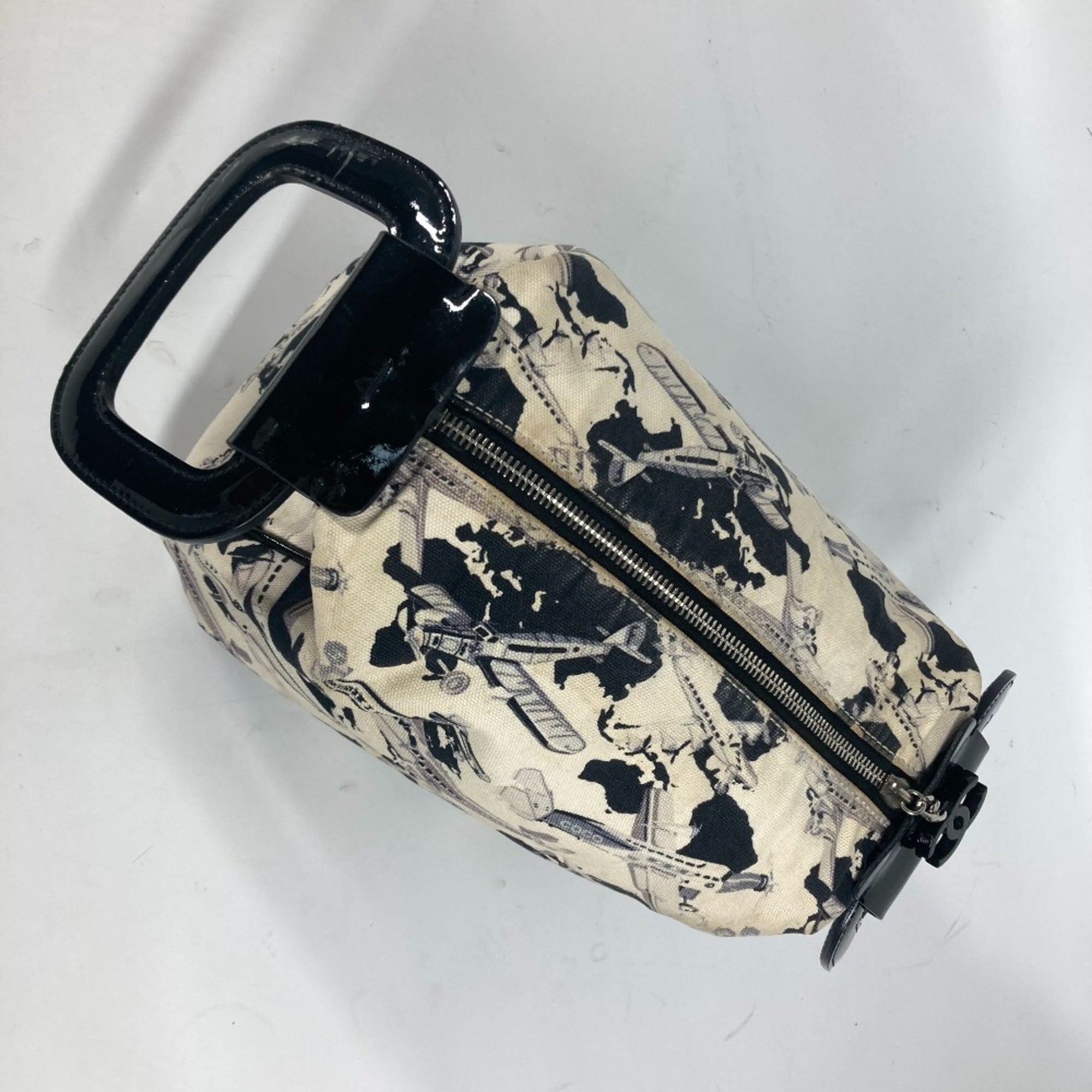 Chanel Black White Canvas Handbag (Pre-Owned)
