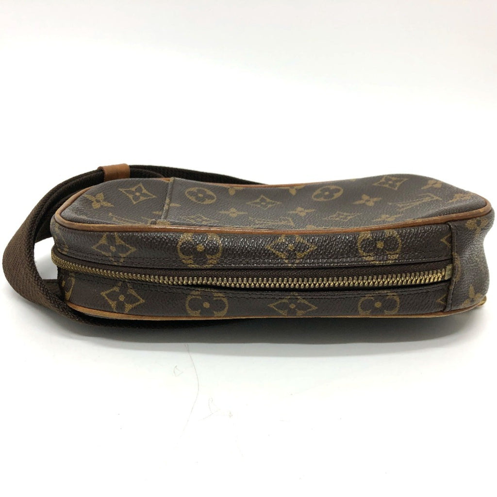 Louis Vuitton Brown Other Shoulder Bag (Pre-Owned)