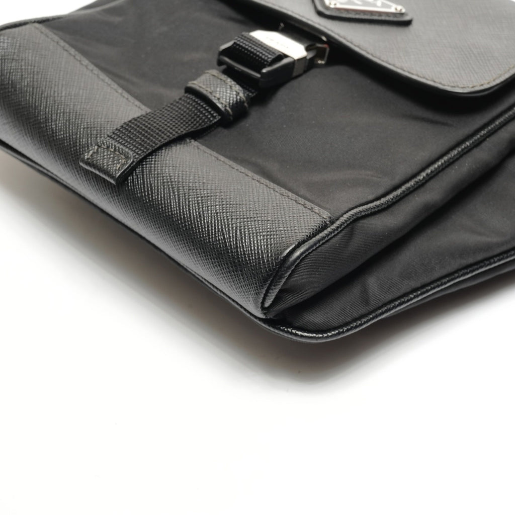 Prada Black Nylon Shoulder Bag (Pre-Owned)