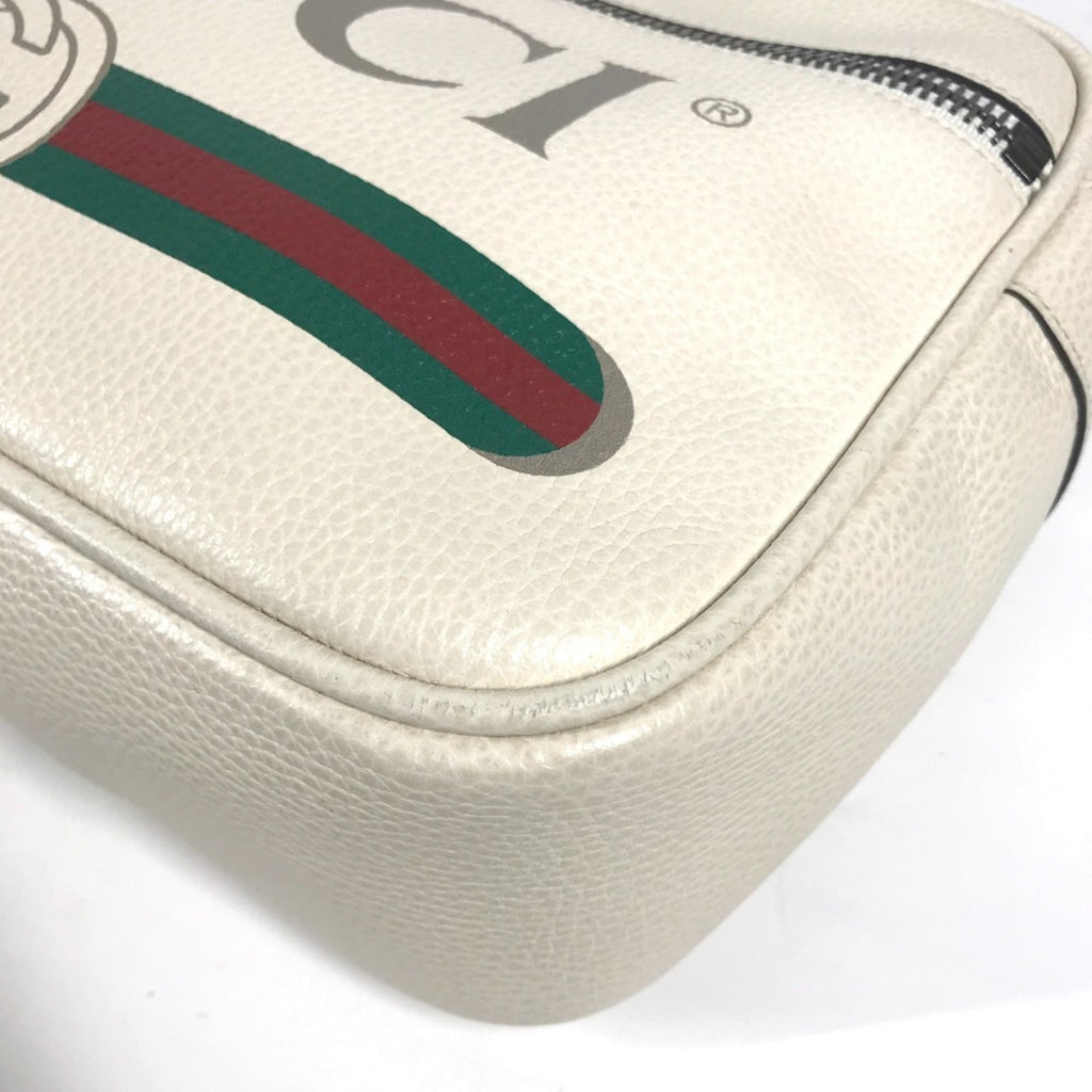 Gucci White Leather Messenger Bag Shoulder Bag (Pre-Owned)