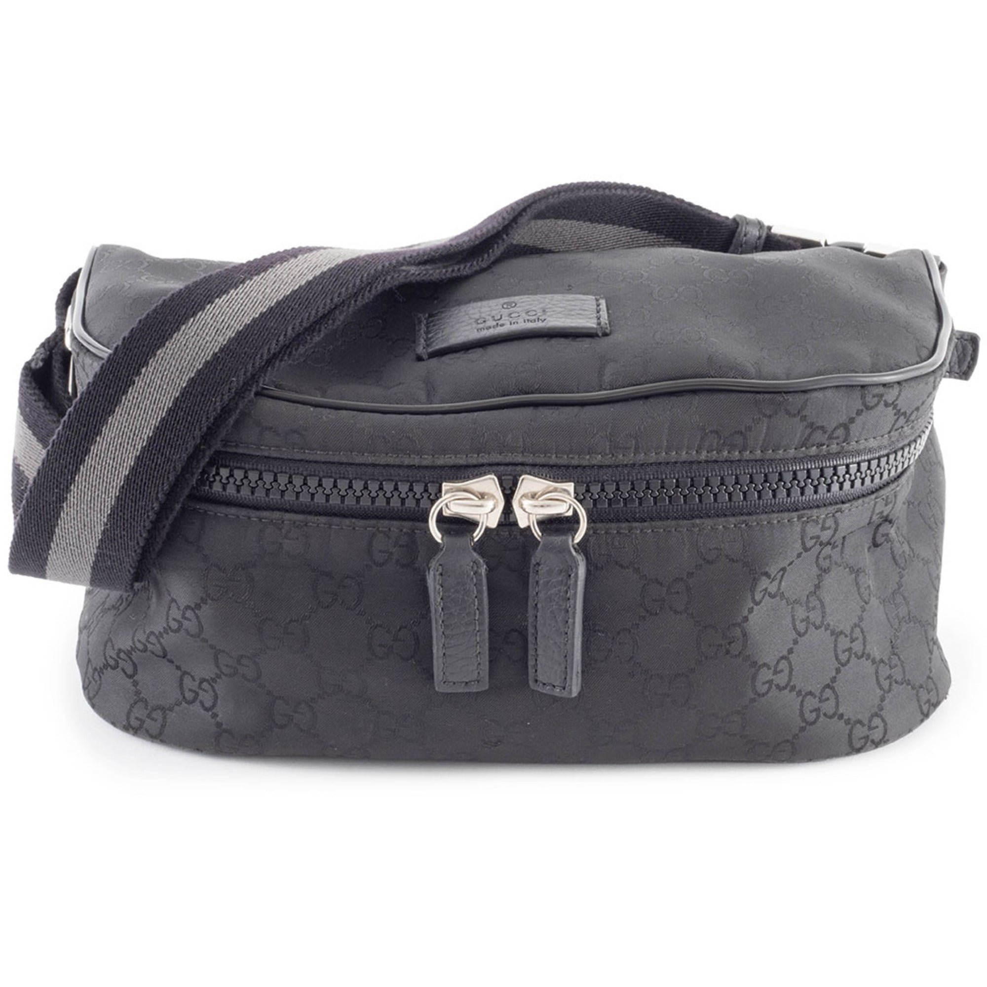 Gucci Black Nylon Pochette Shoulder Bag Sling Bag (Pre-Owned)
