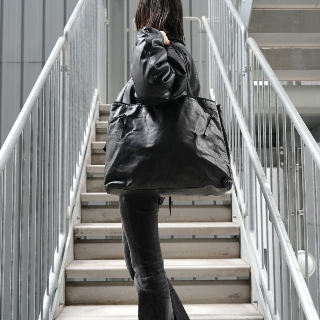 Prada Black Leather Tote Bag (Pre-Owned)