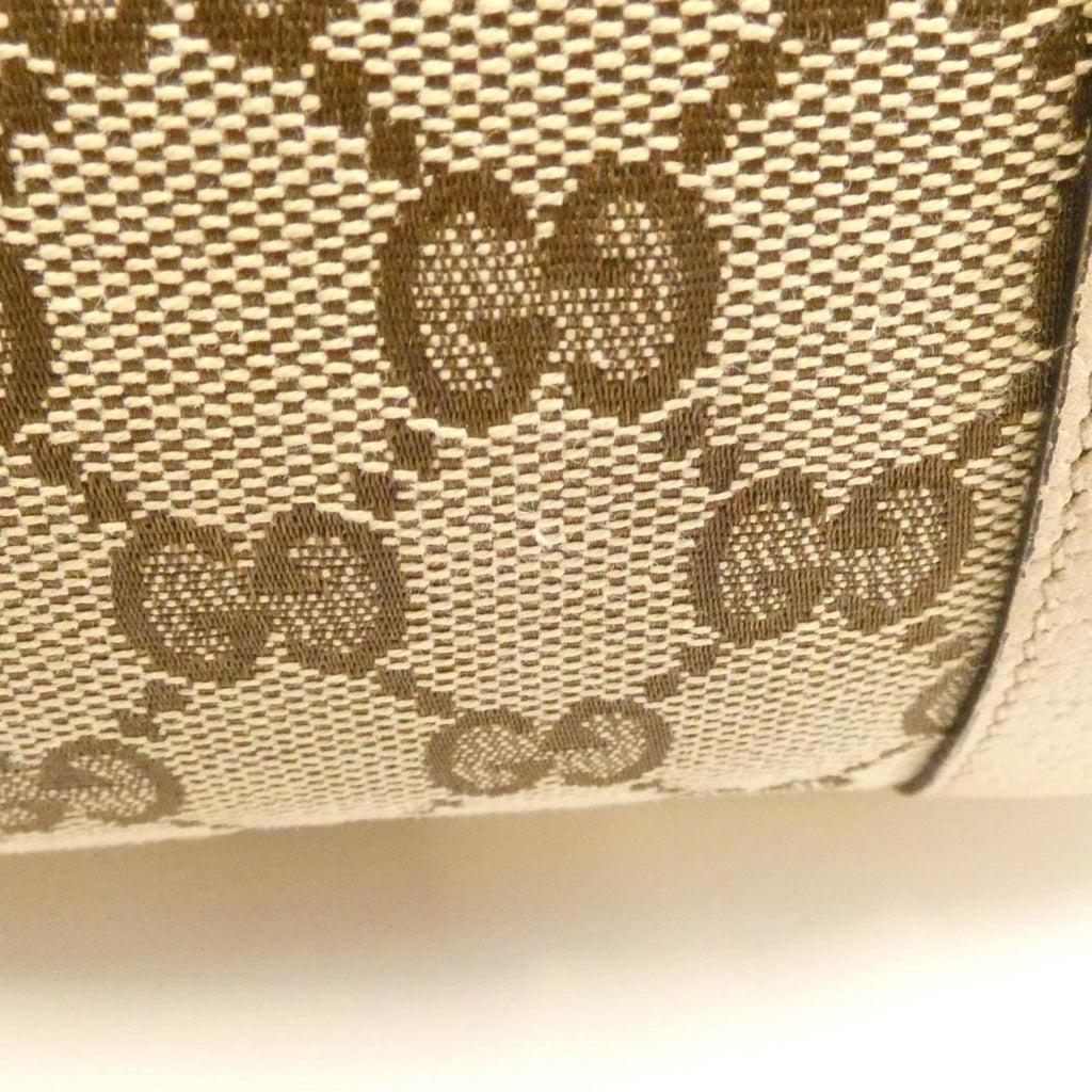 Gucci Beige Gg Canvas Handbag (Pre-Owned)
